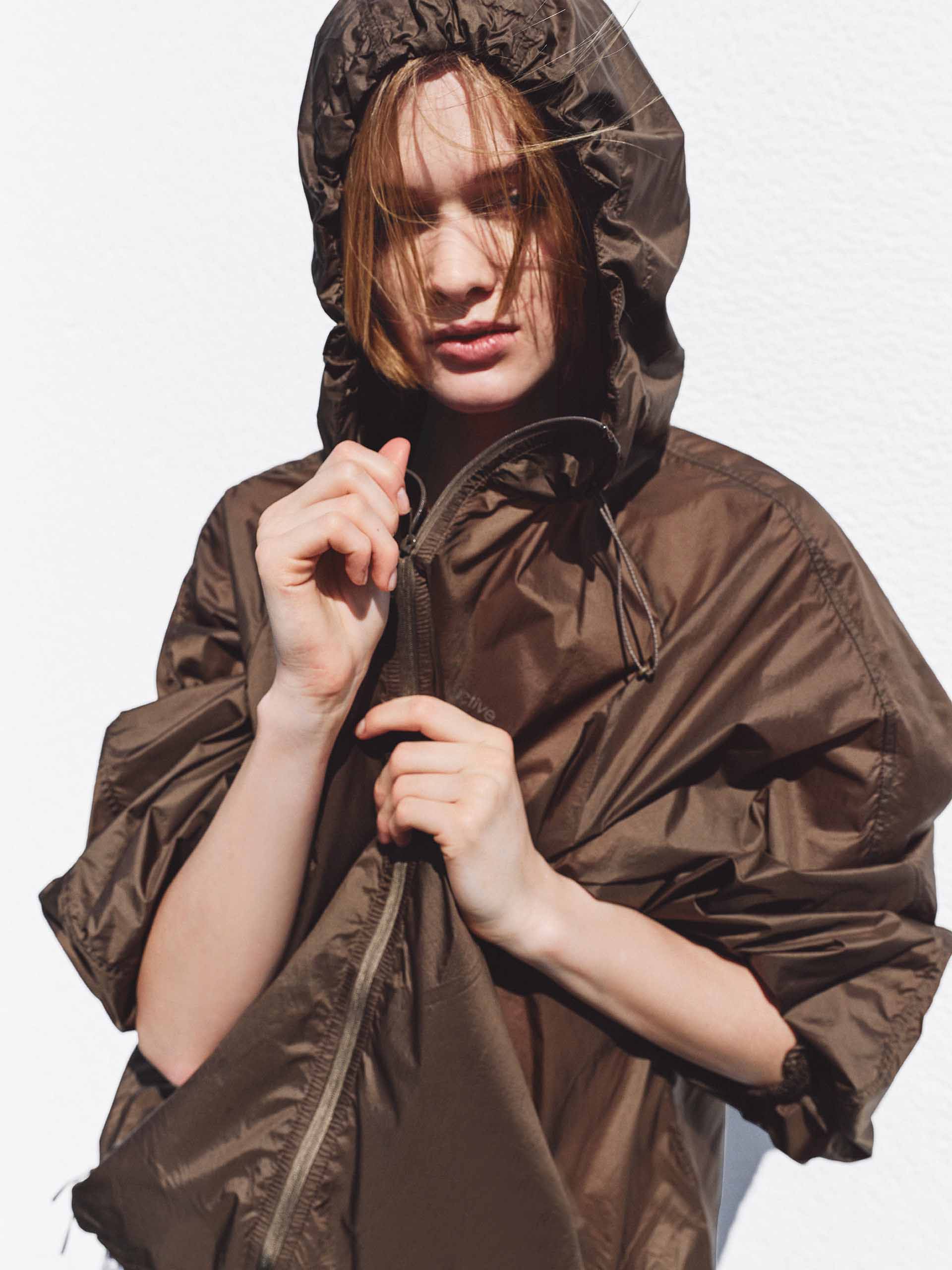 Lightweight Hooded Jacket - Image 9