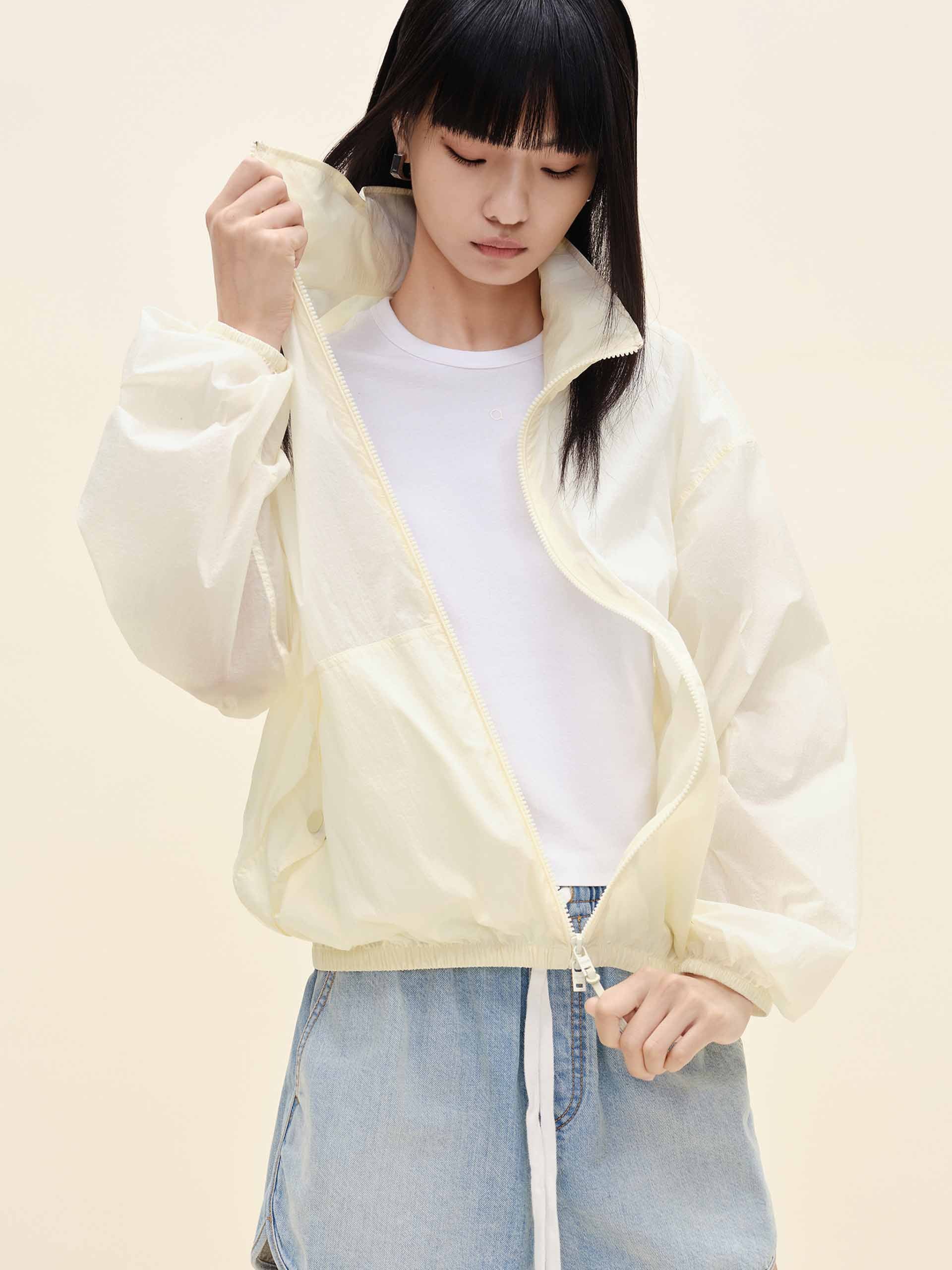Lightweight Zipper Jacket - Image 11