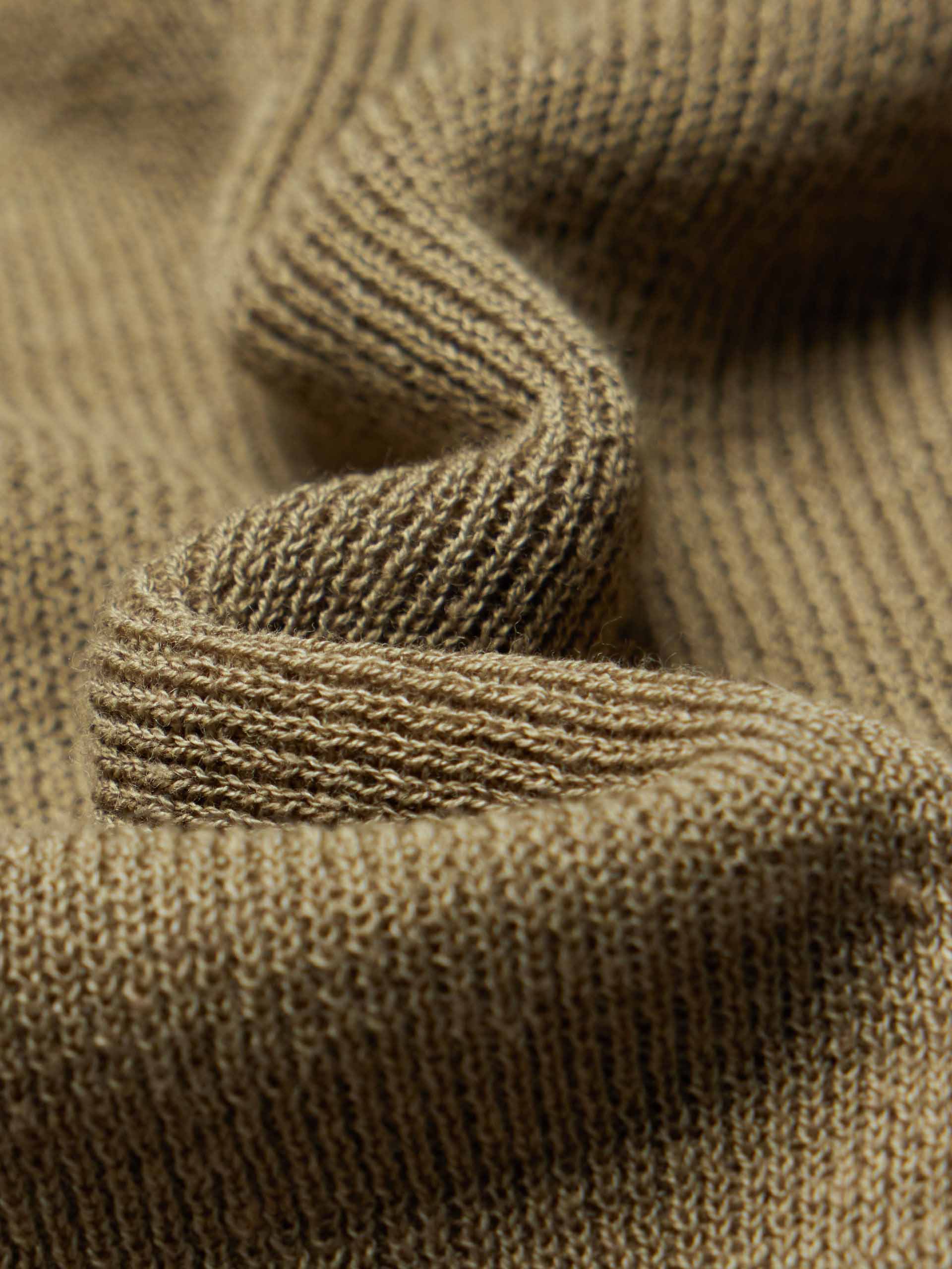 Linen Cotton Sleeveless Tank - Image 11