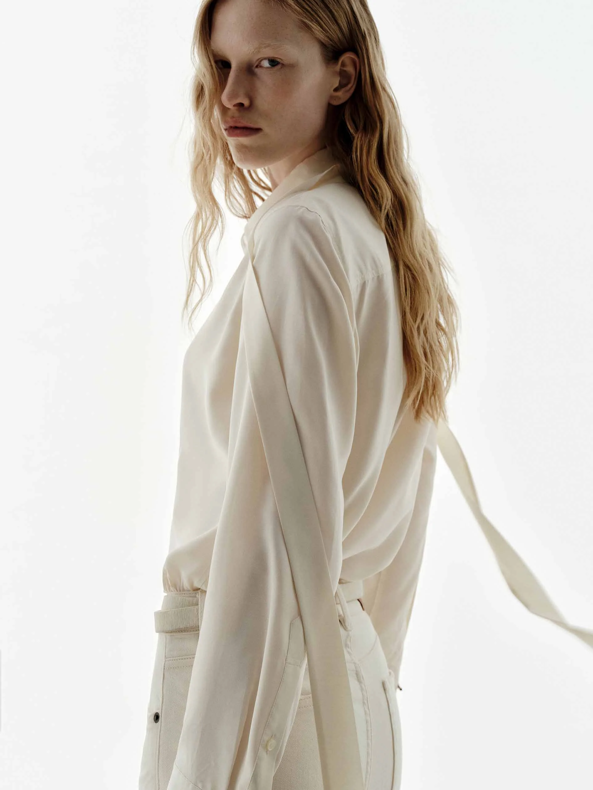 Necktie Detail Silk Shirt - Image 7