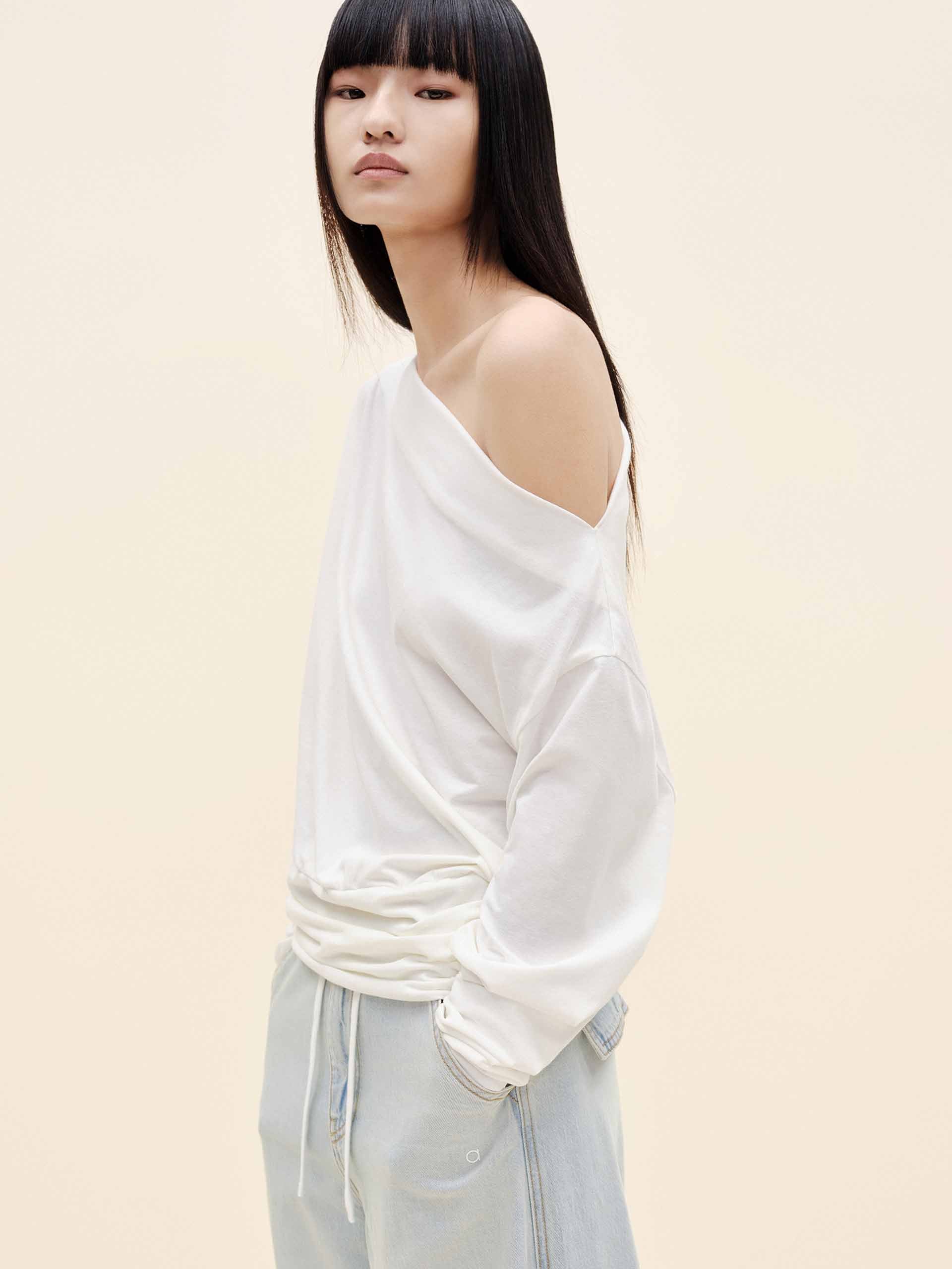 Off Shoulder Pleated T-shirt - Image 3