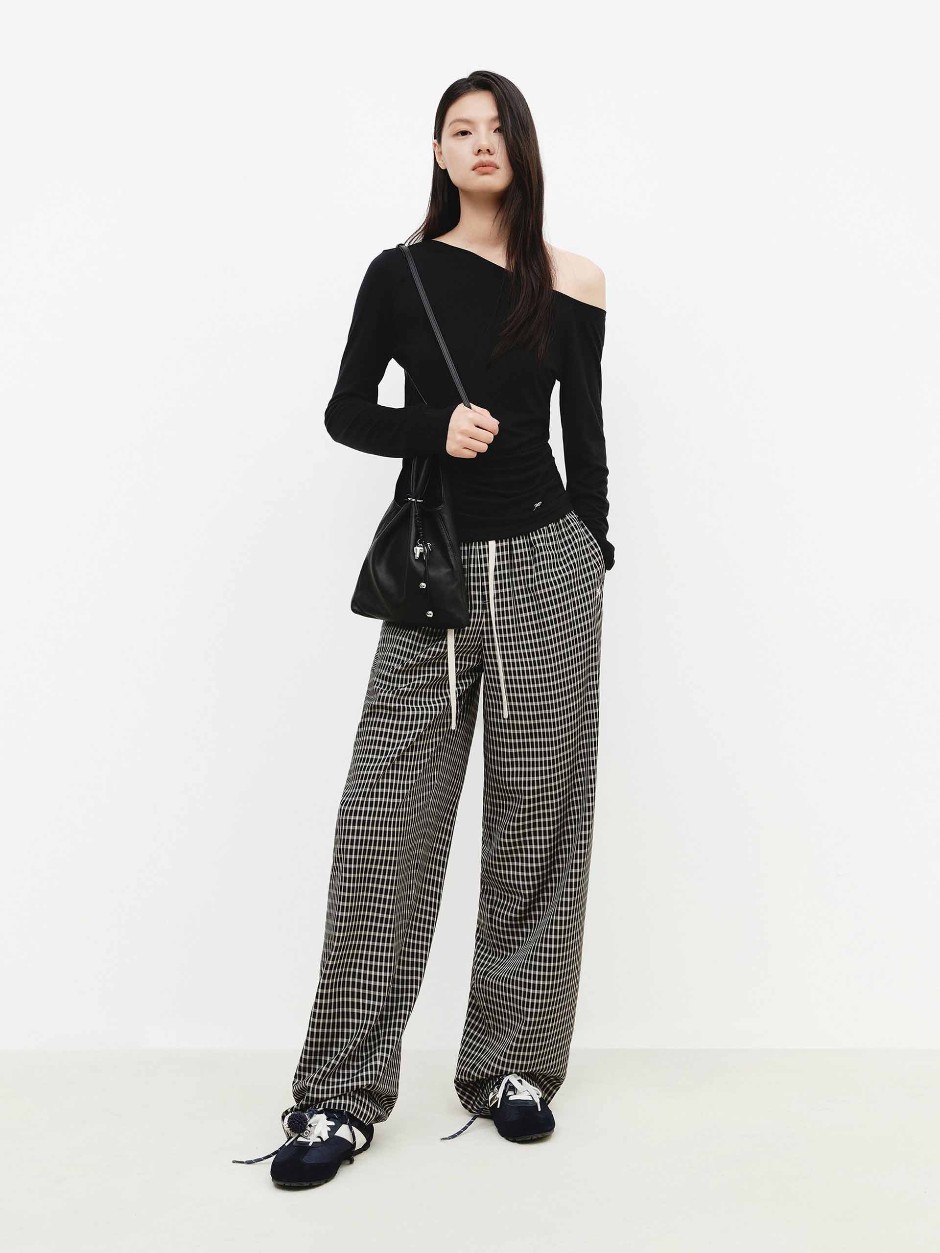 Off Shoulder Soft Blouse - Image 2