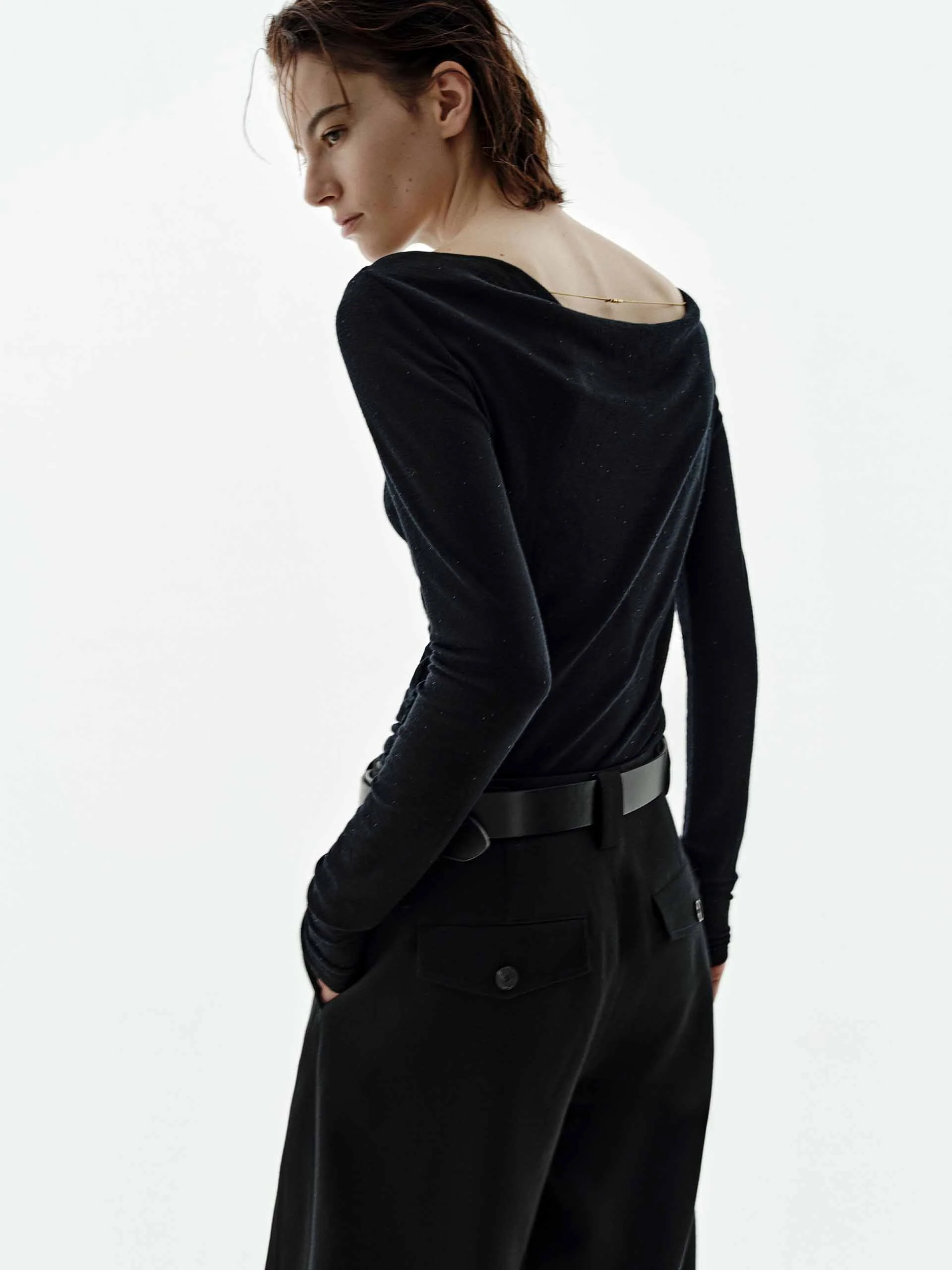 Off-shoulder Wool Blouse - Image 7