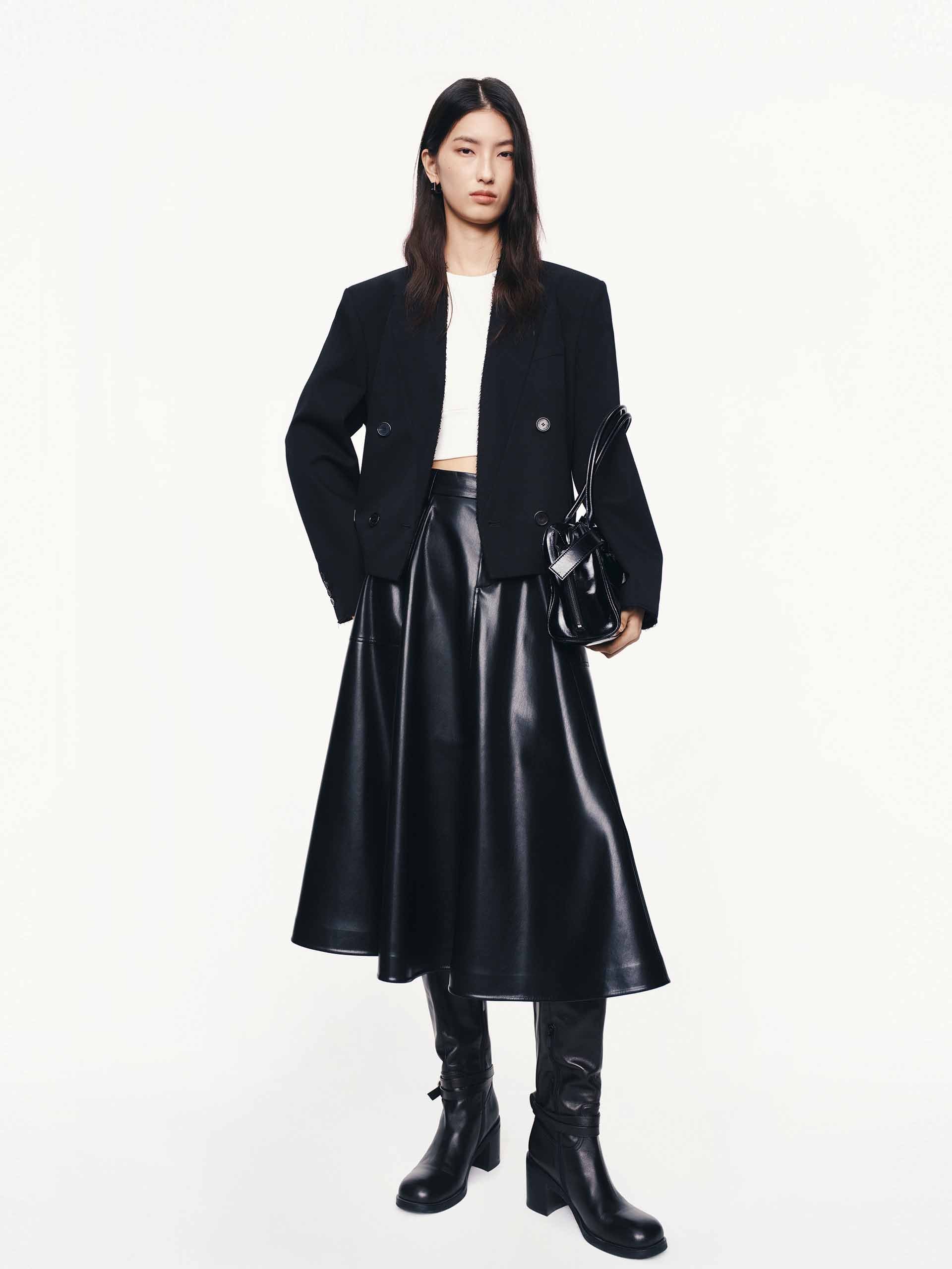Peak Lapel Cropped Blazer - Image 2