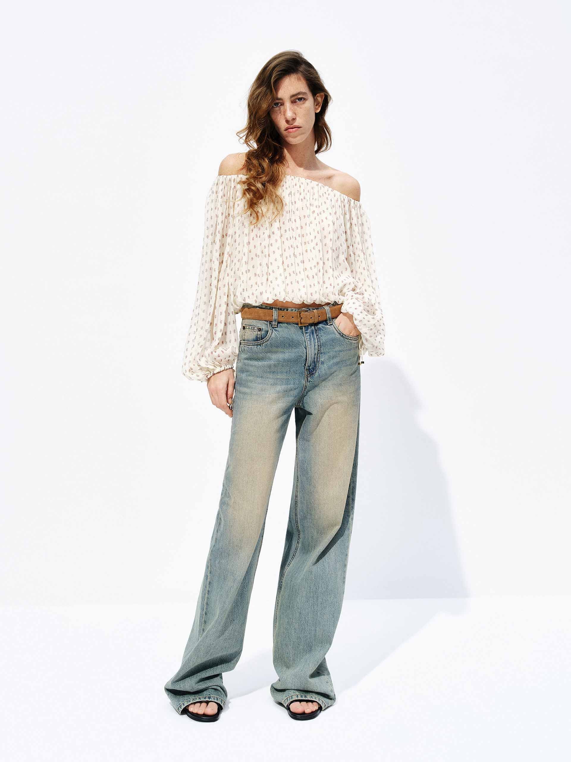 Puff Sleeves Cropped Top - Image 2