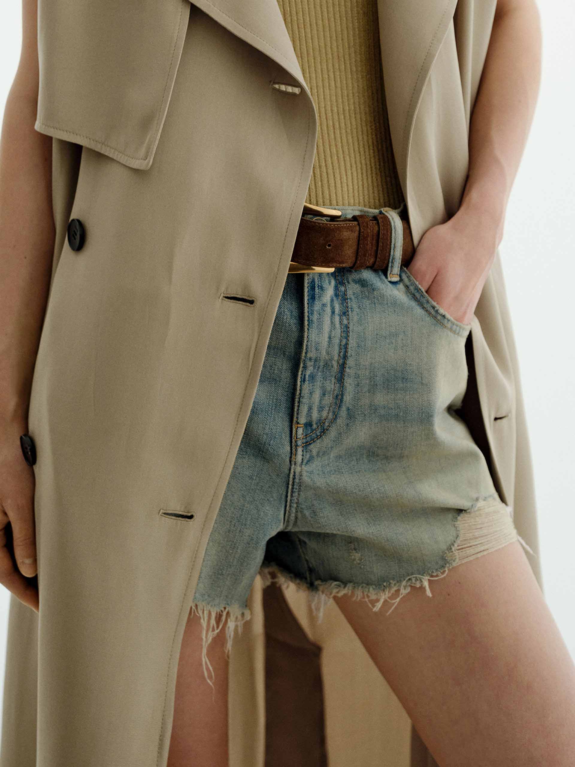 Raw-edge Denim Shorts