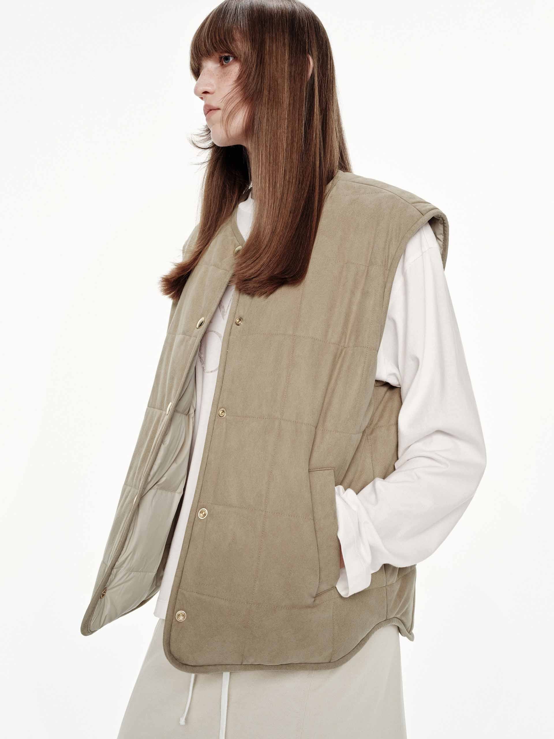 Reversible Sleeveless Down Jacket - Image 8