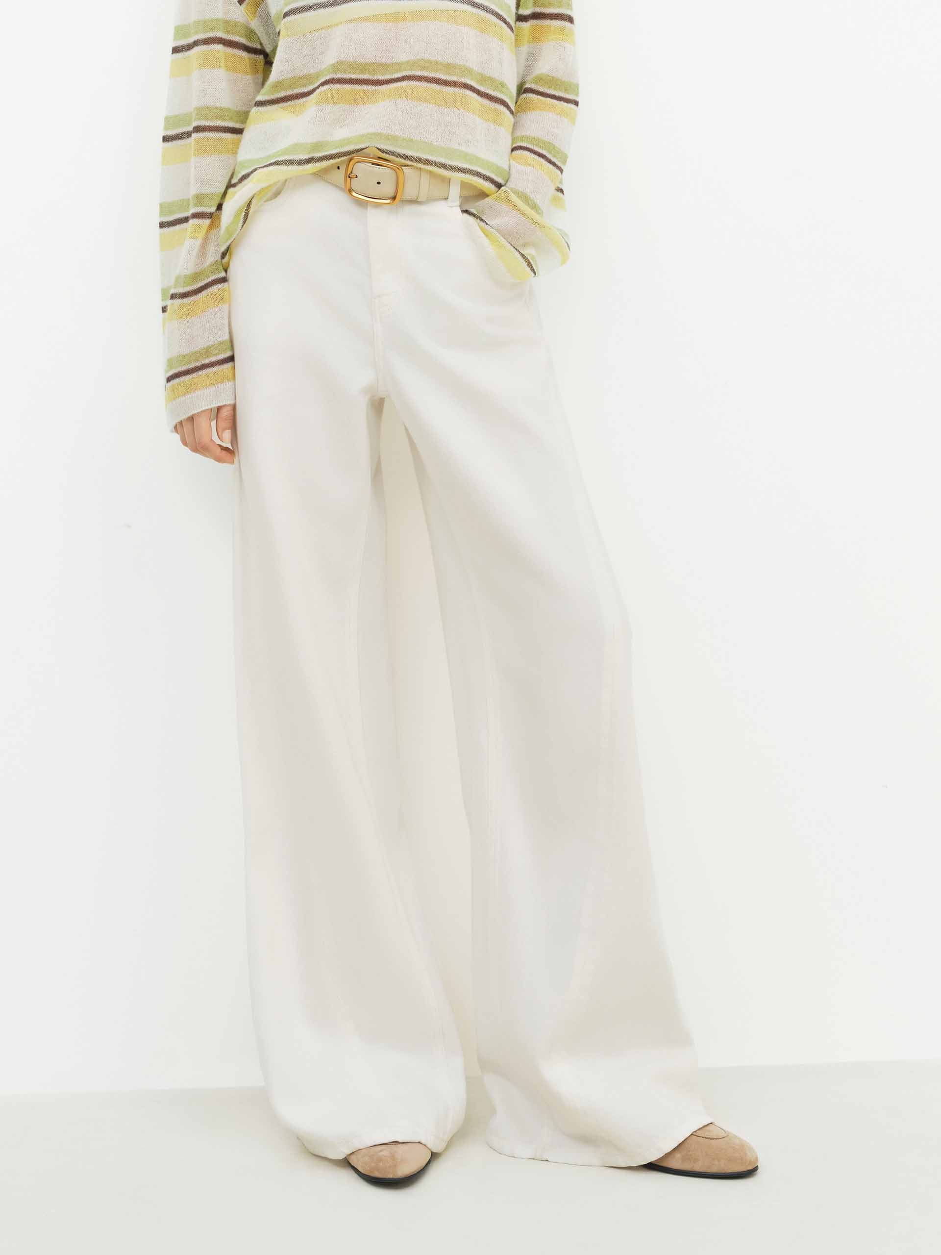 Seams Detail Wide Jeans
