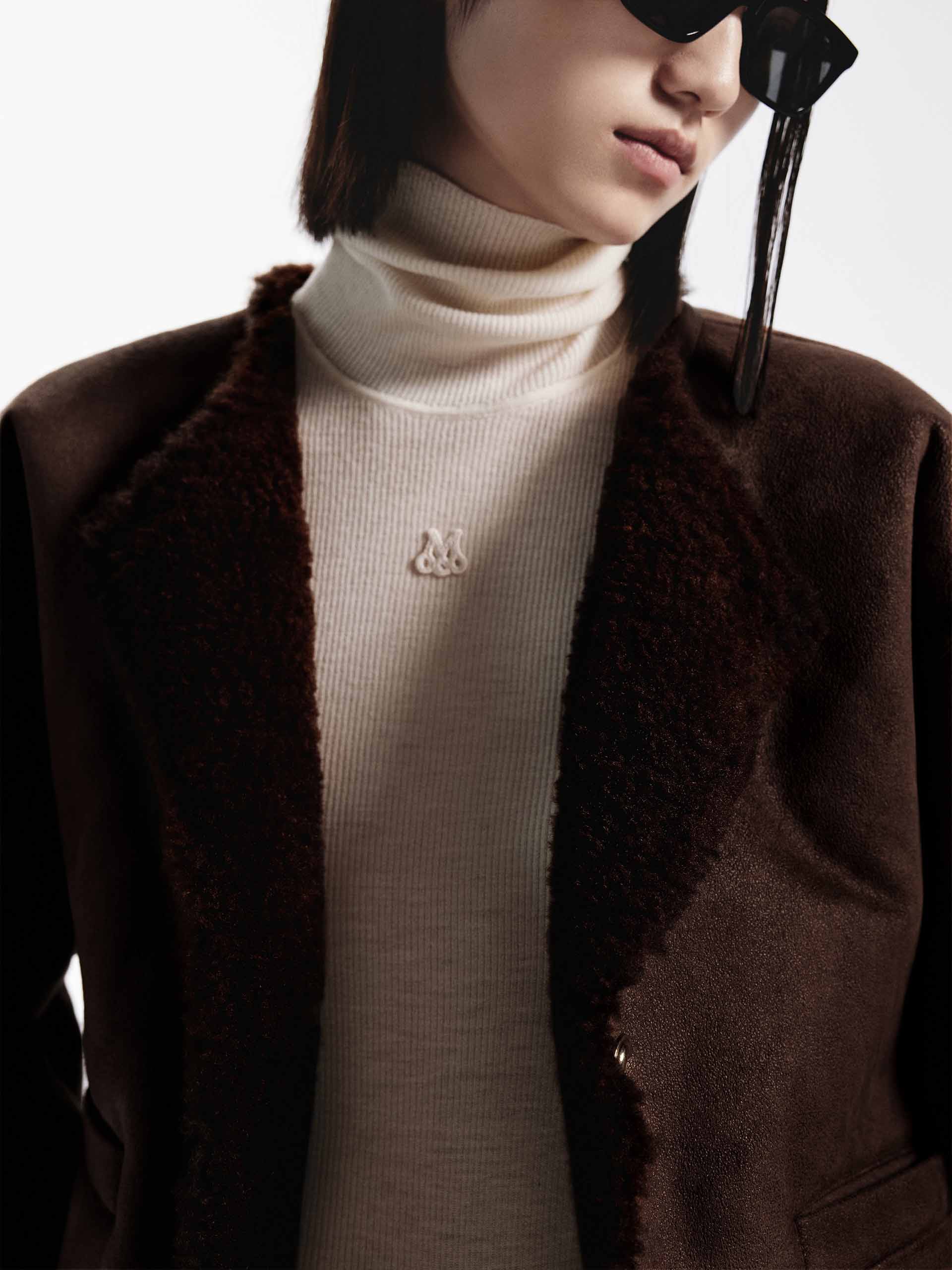 Shearling Cropped Jacket - Image 15