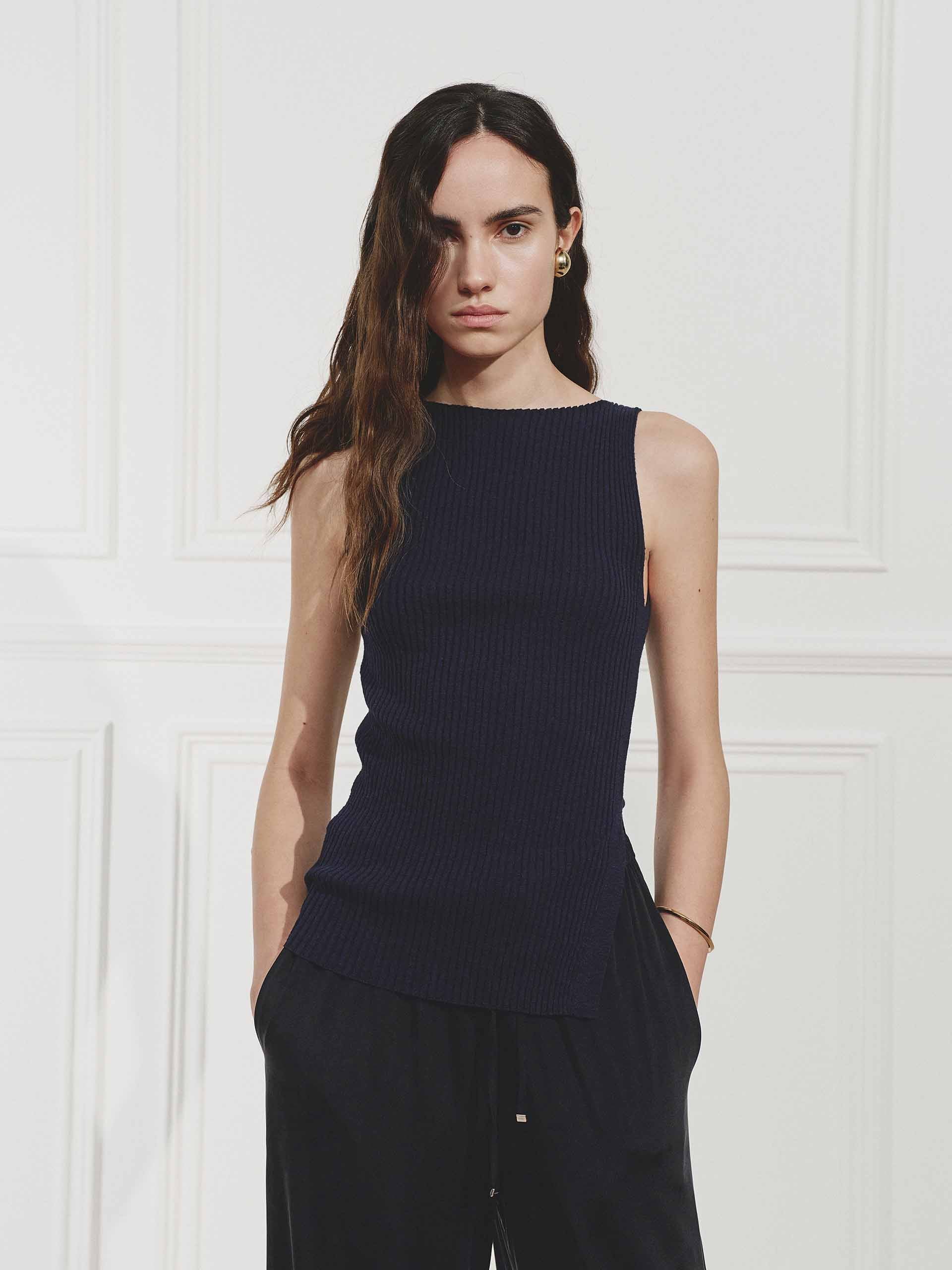 Side Slit Ribbed Knit Top