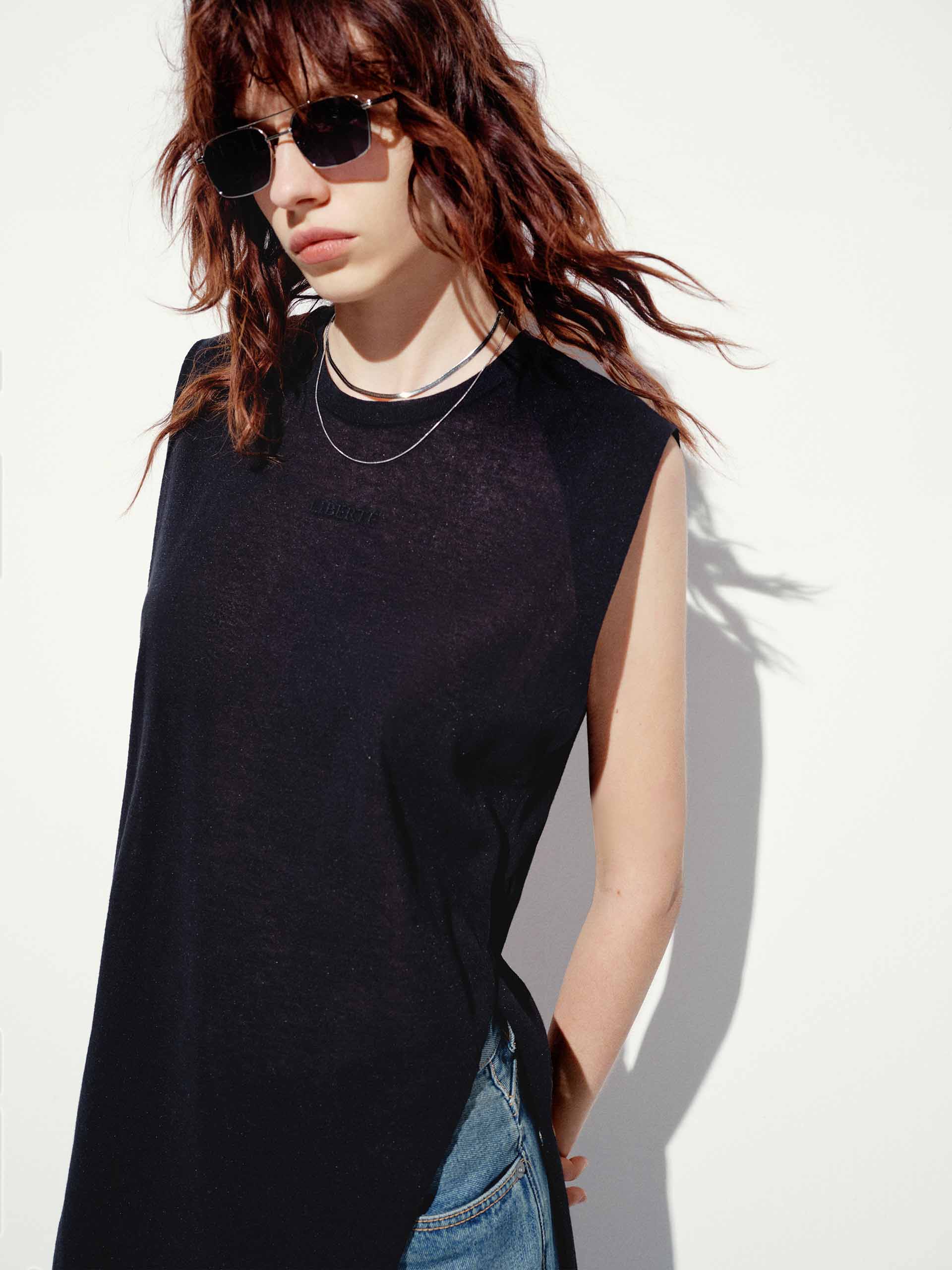 Side Slit Sleeveless Top - Image 14