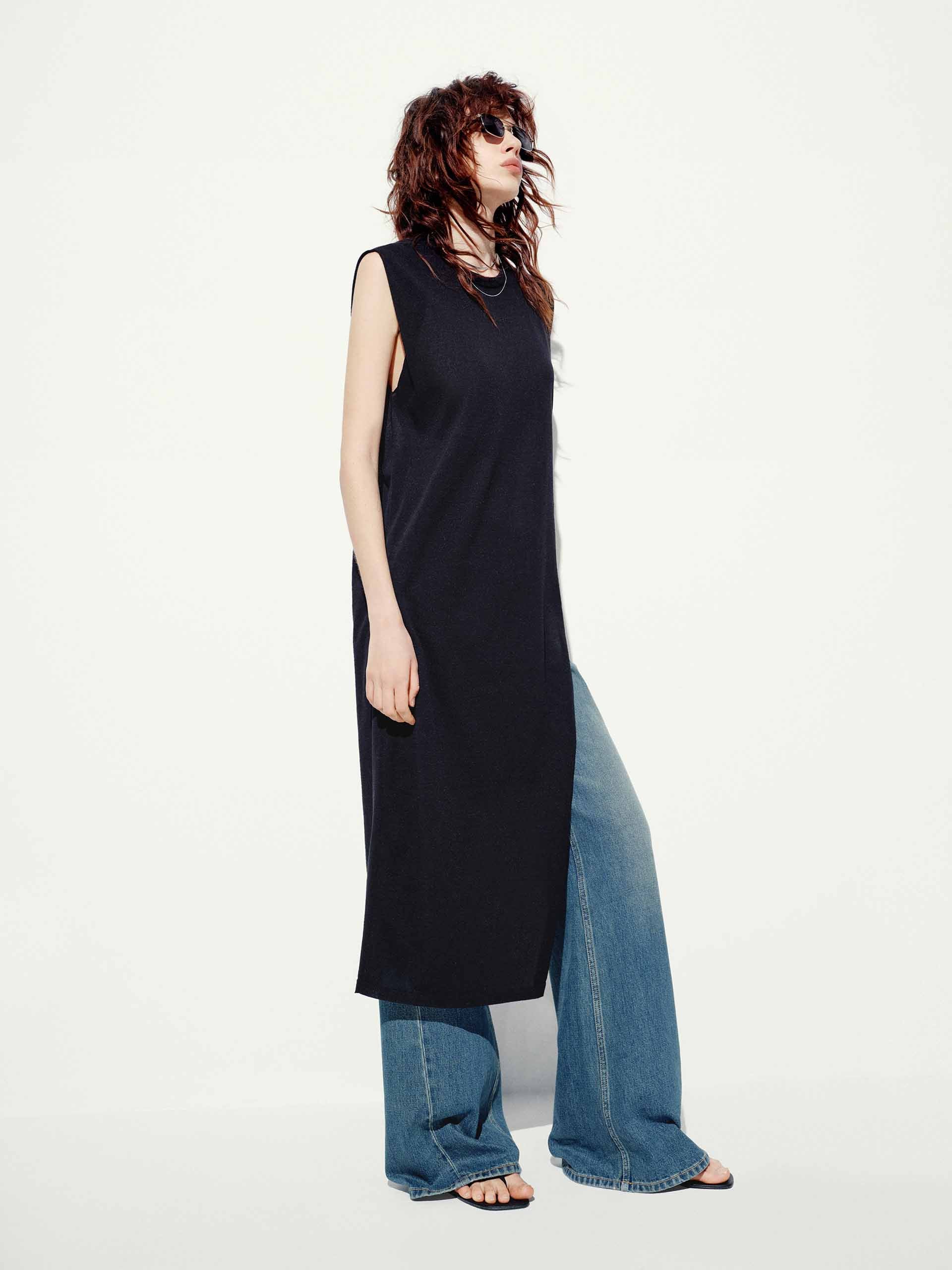 Side Slit Sleeveless Top - Image 9