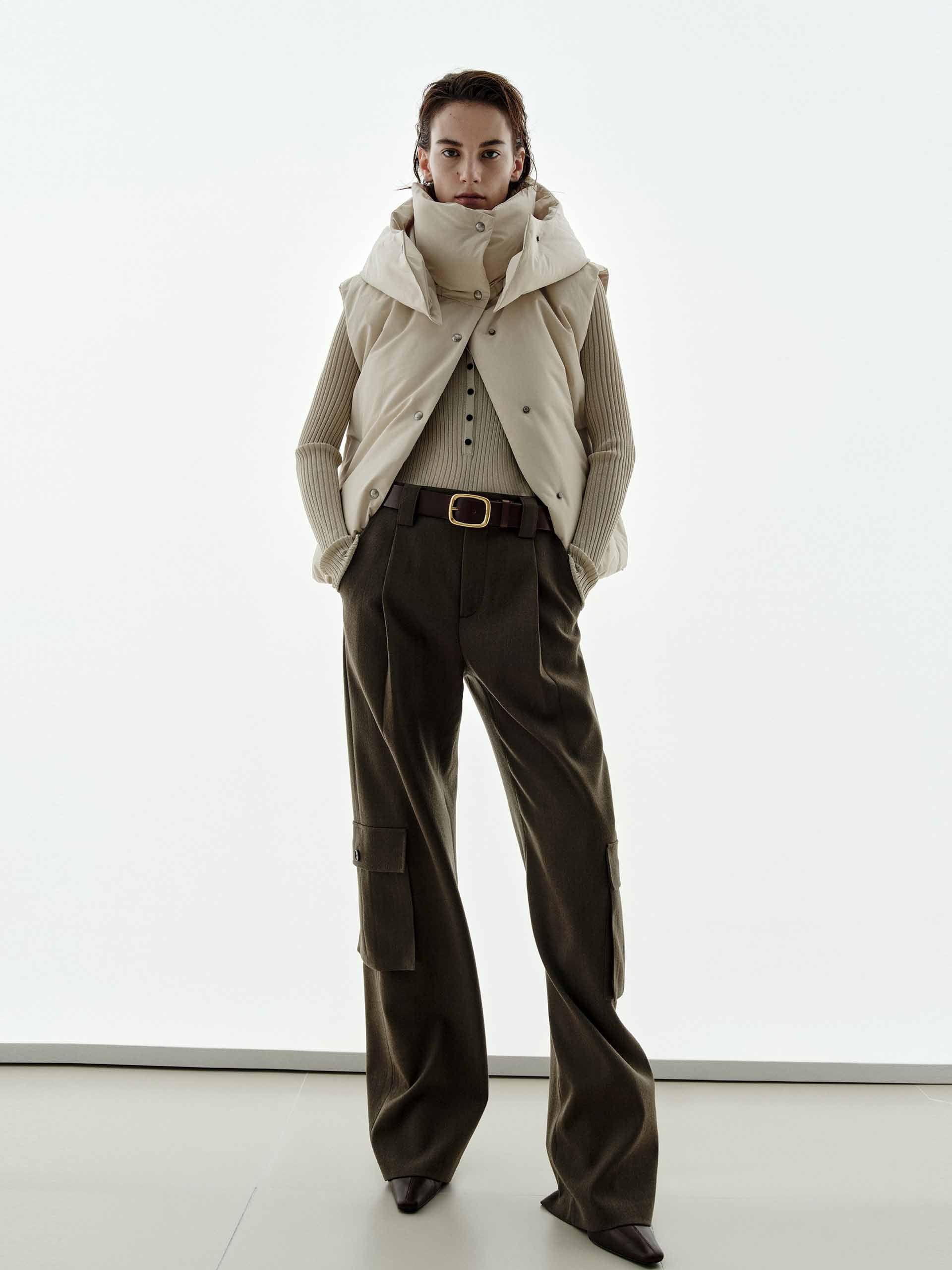 Sleeveless Hooded Down Jacket - Image 2