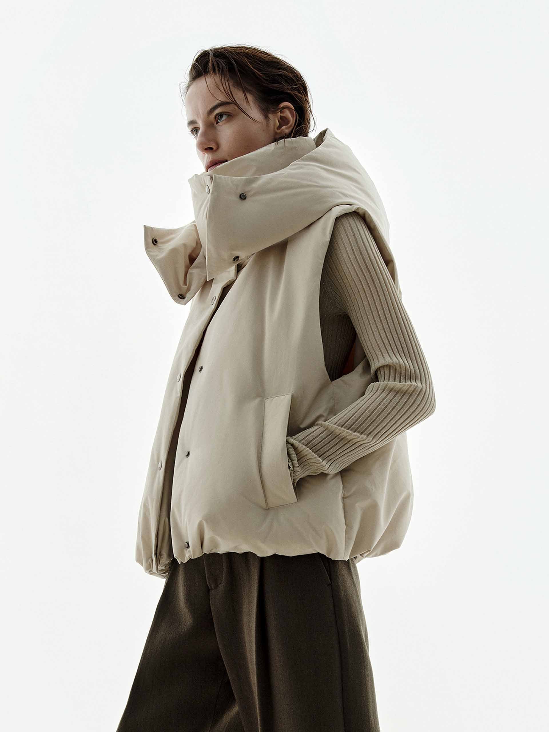Sleeveless Hooded Down Jacket - Image 7