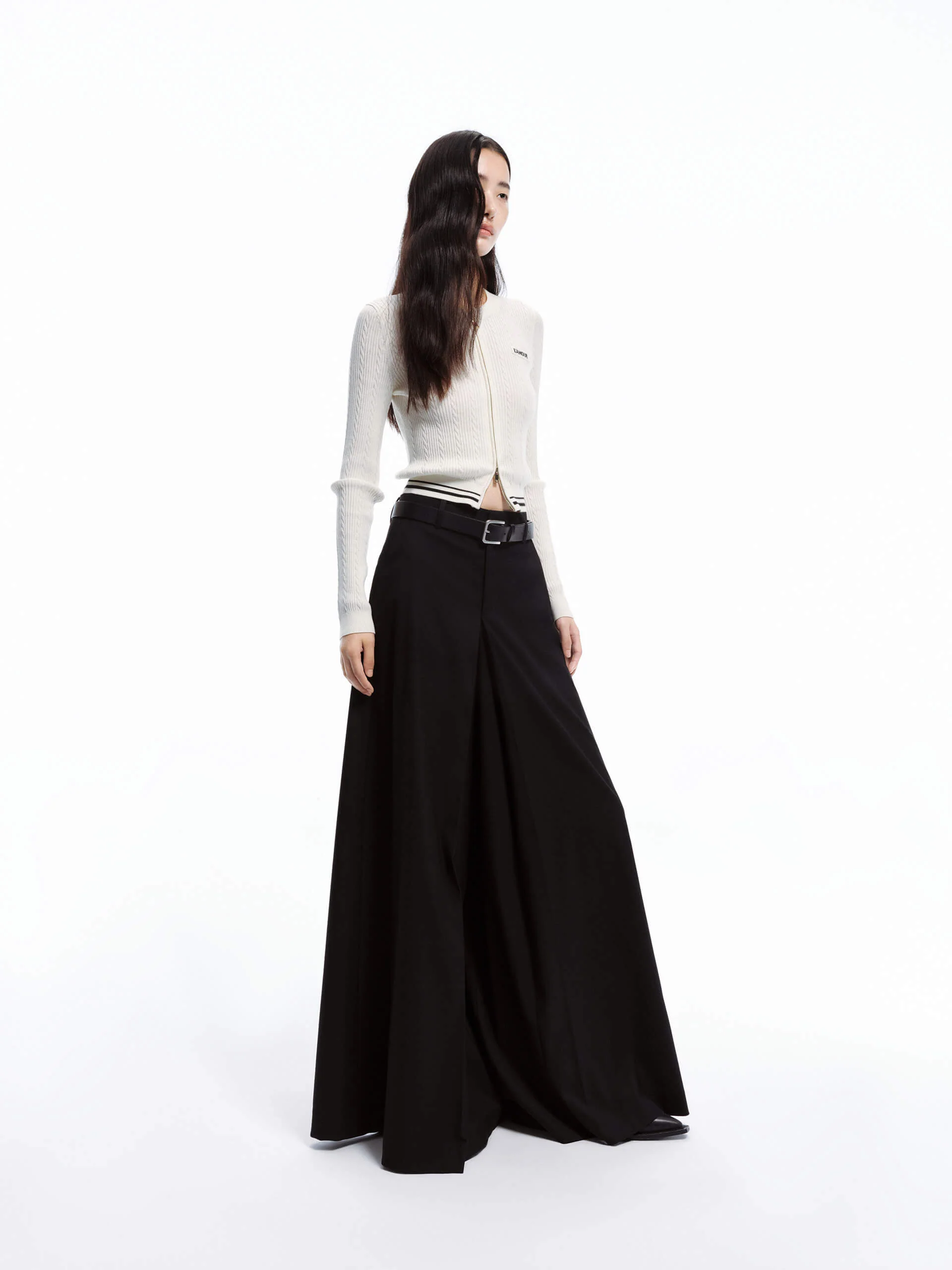 Slim Fitted Zipper Cardigan - Image 10