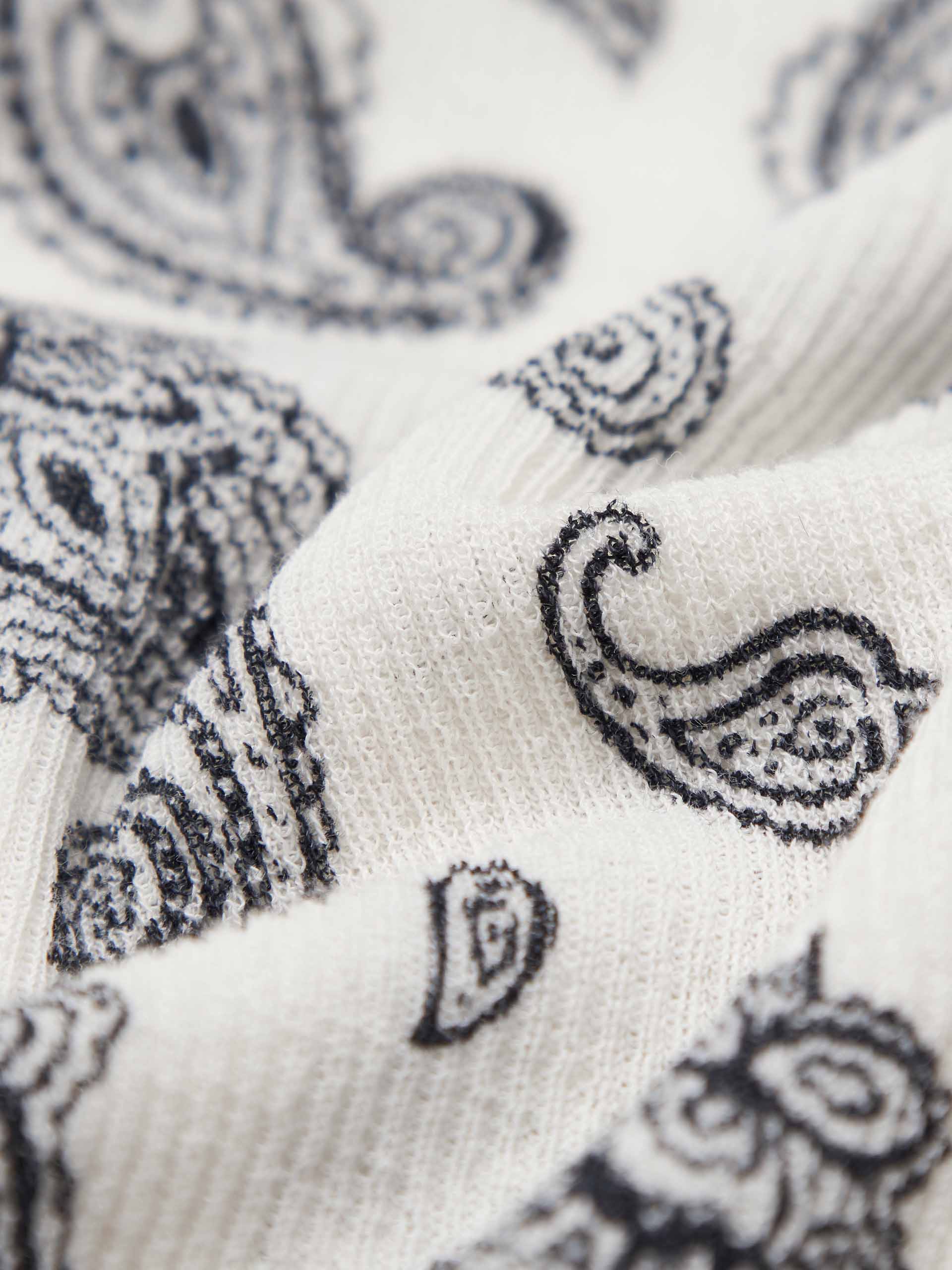 Stretchy Paisley Print Top - Image 4