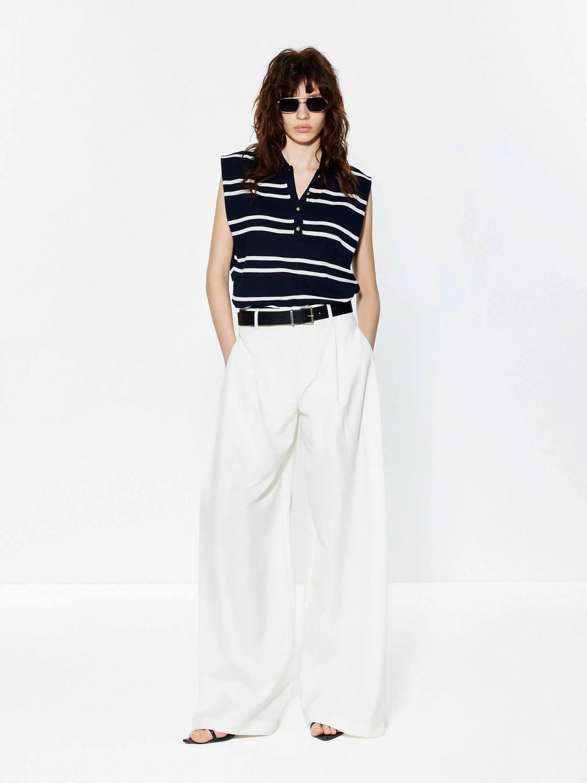 Striped Sleeveless Knitted Top - Image 2