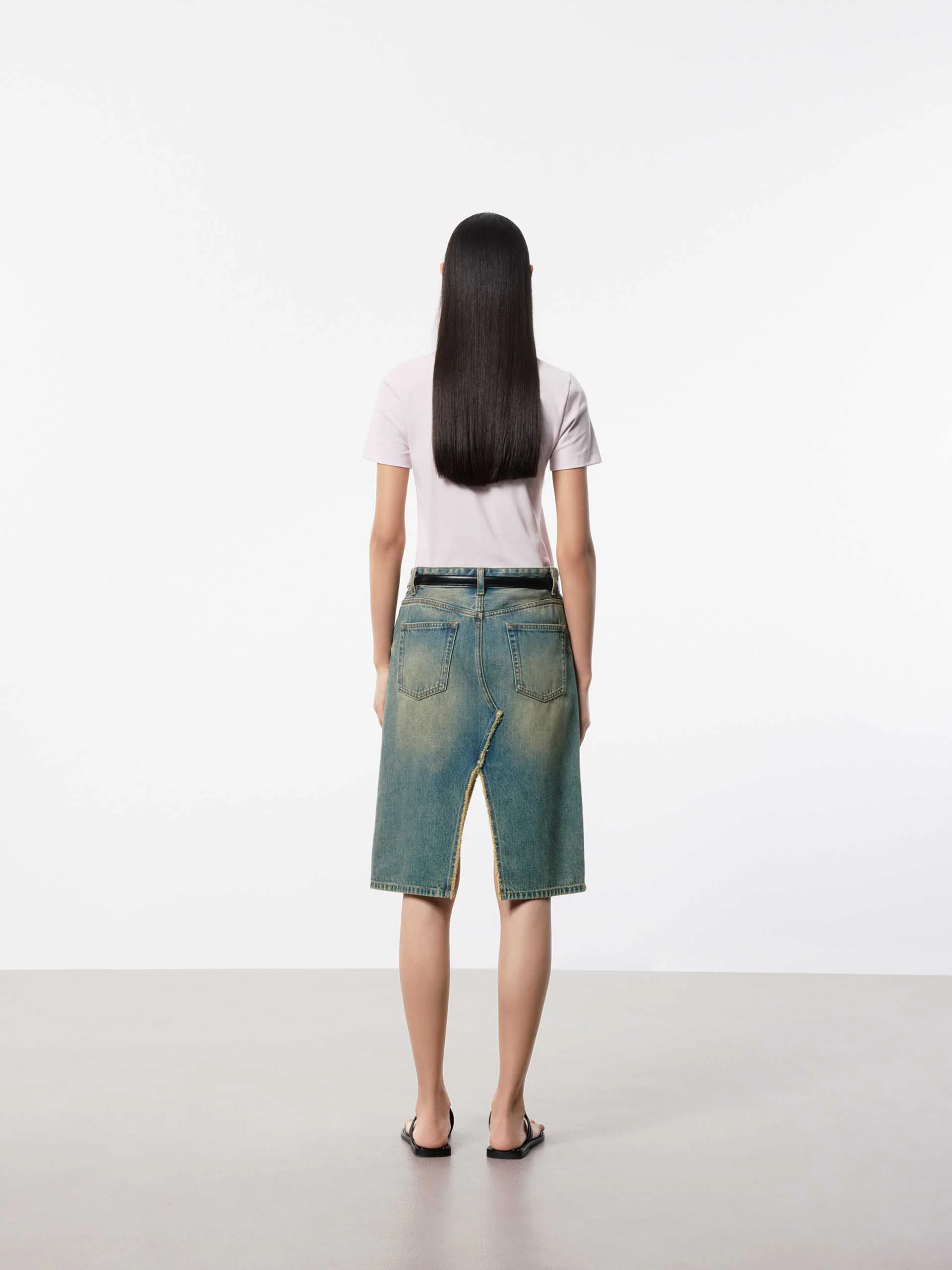 The Clean Cut T-shirt - Image 29