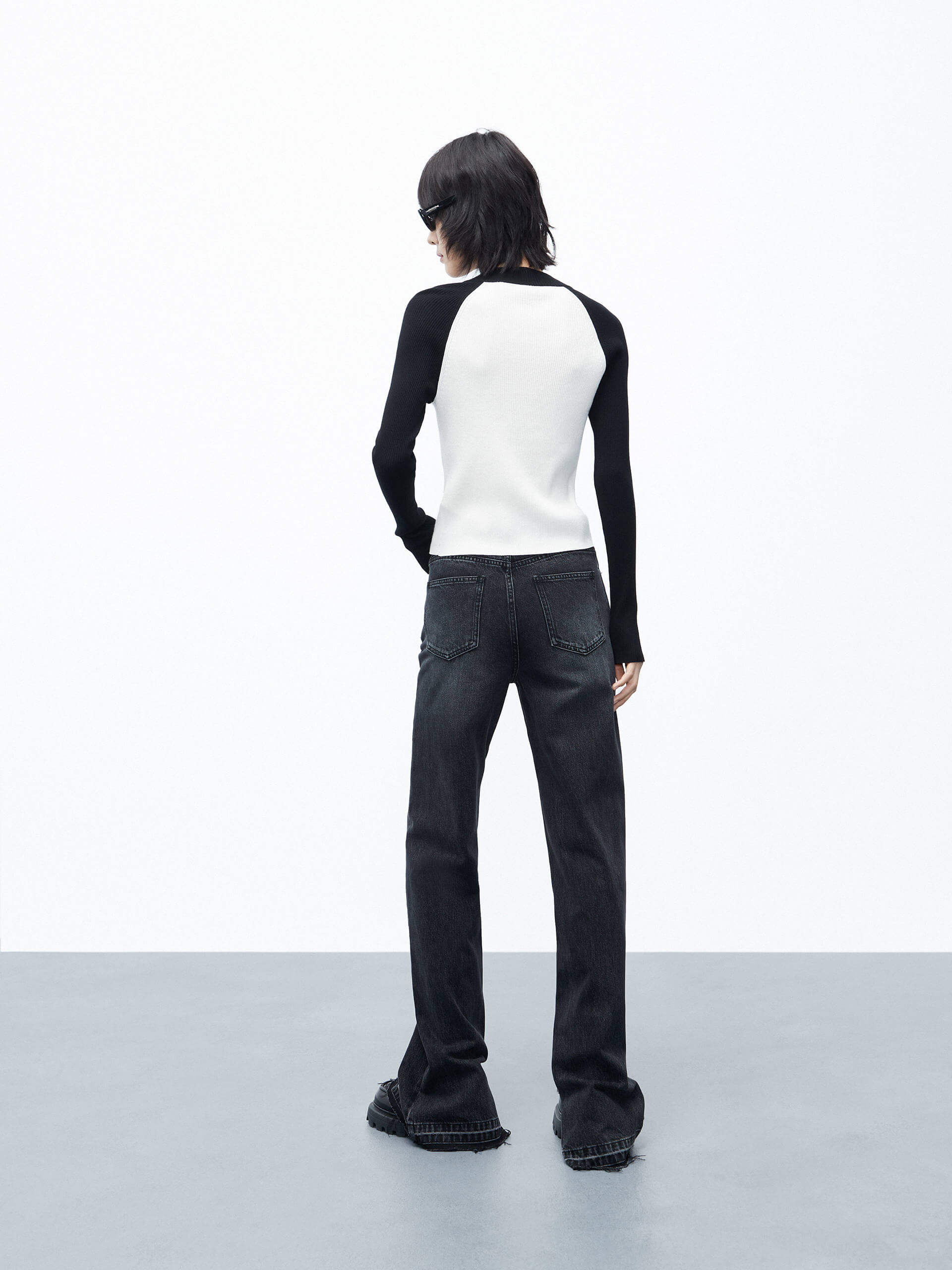 Two Tone Knit Cardigan - Image 10