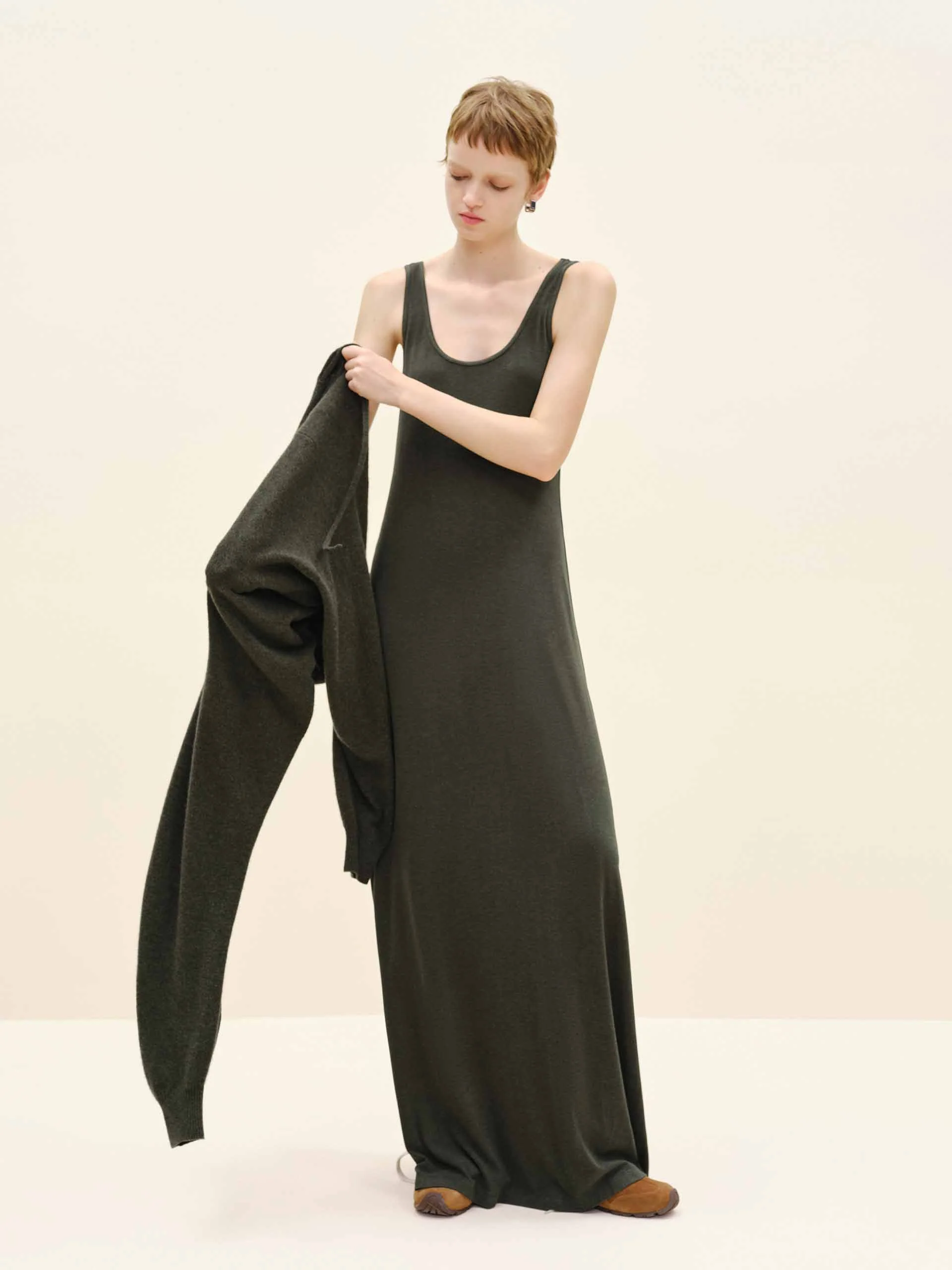 U-neck Dress With Cardigan - Image 6