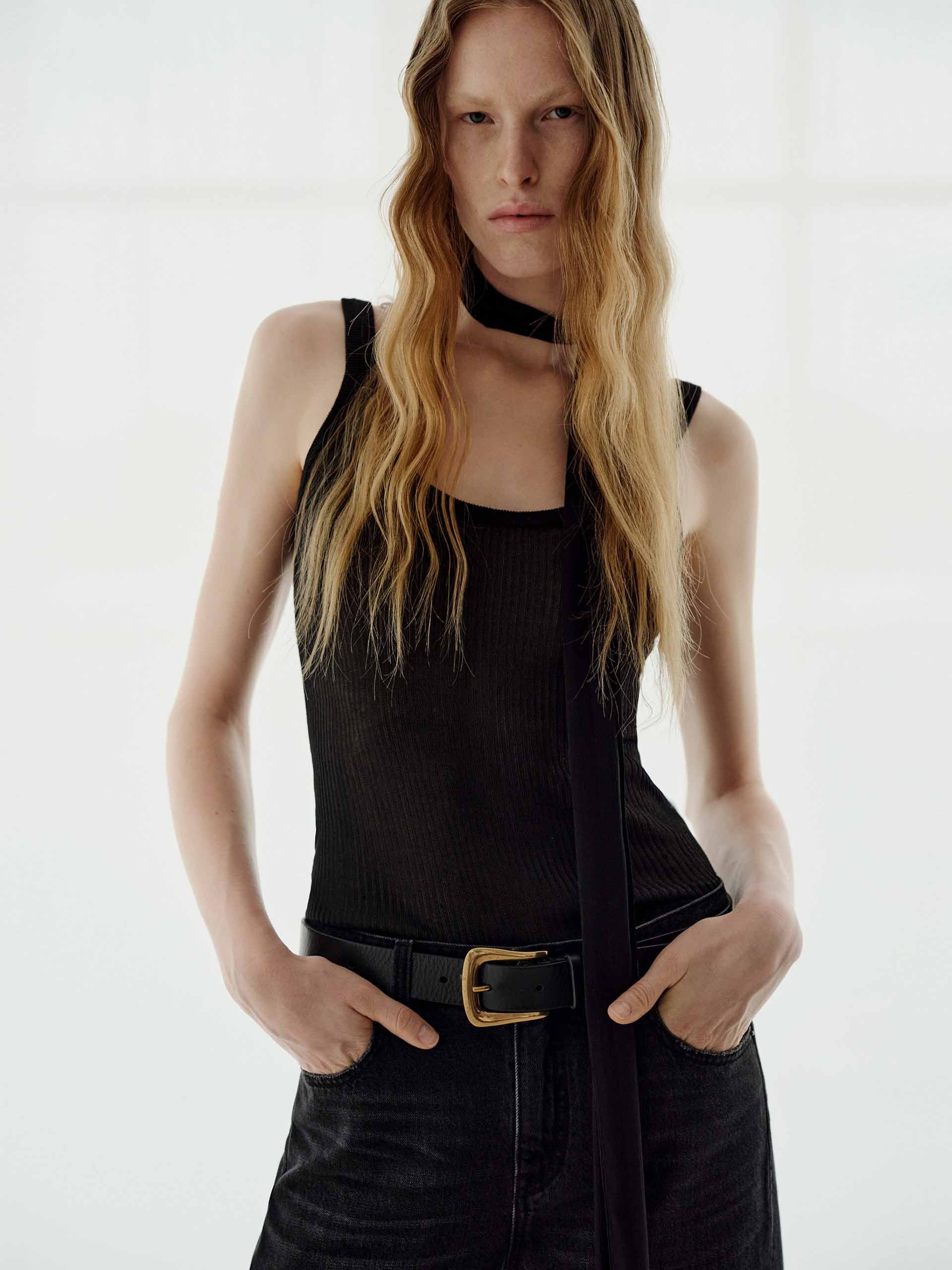 U-neck Metallic Tank Top - Image 7