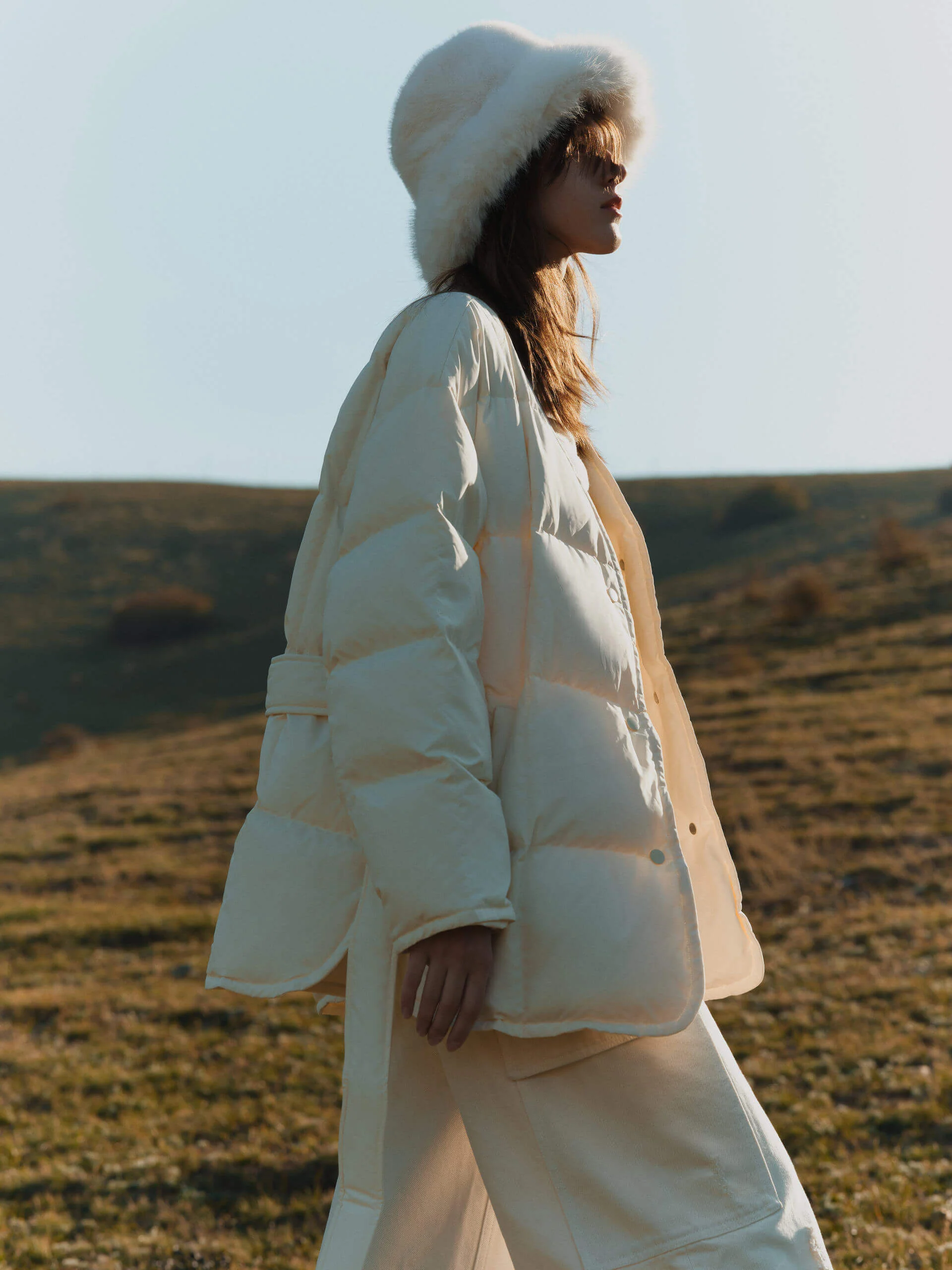 V-neck Down Jacket with Shawl - Image 3