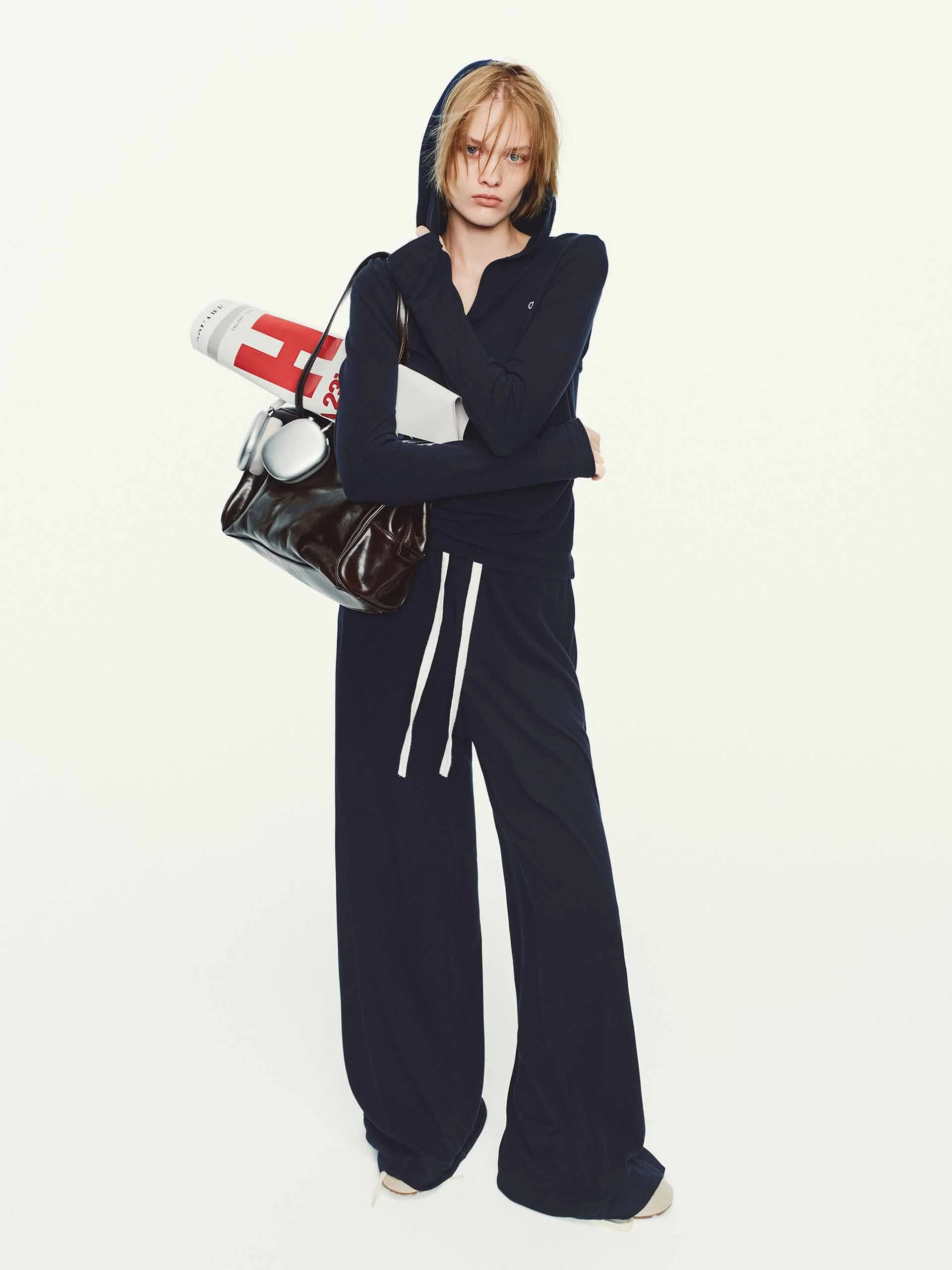 V-neck Hooded Fitted Blouse - Image 2