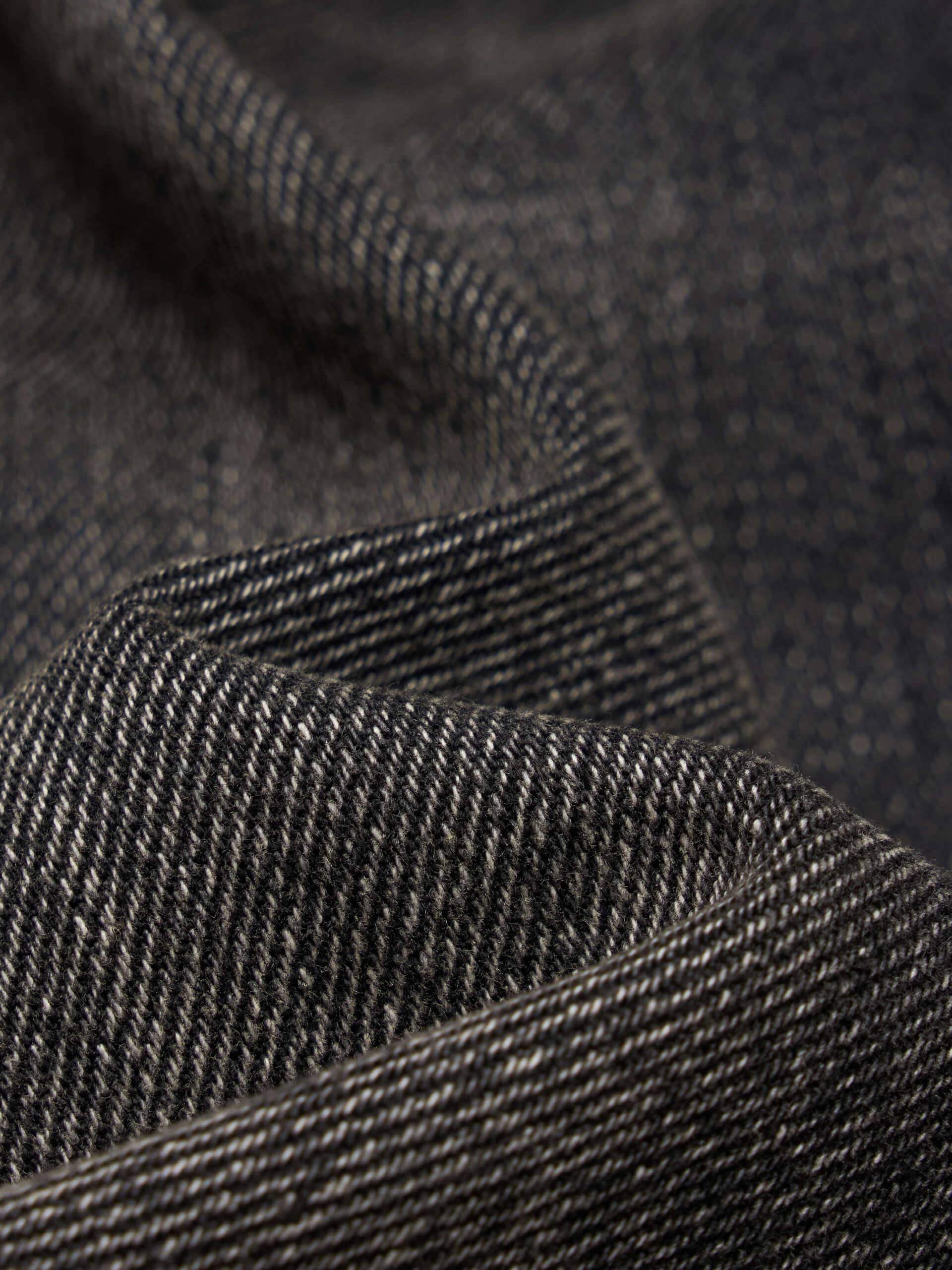 Whisker Effect Ripped Jeans - Image 4