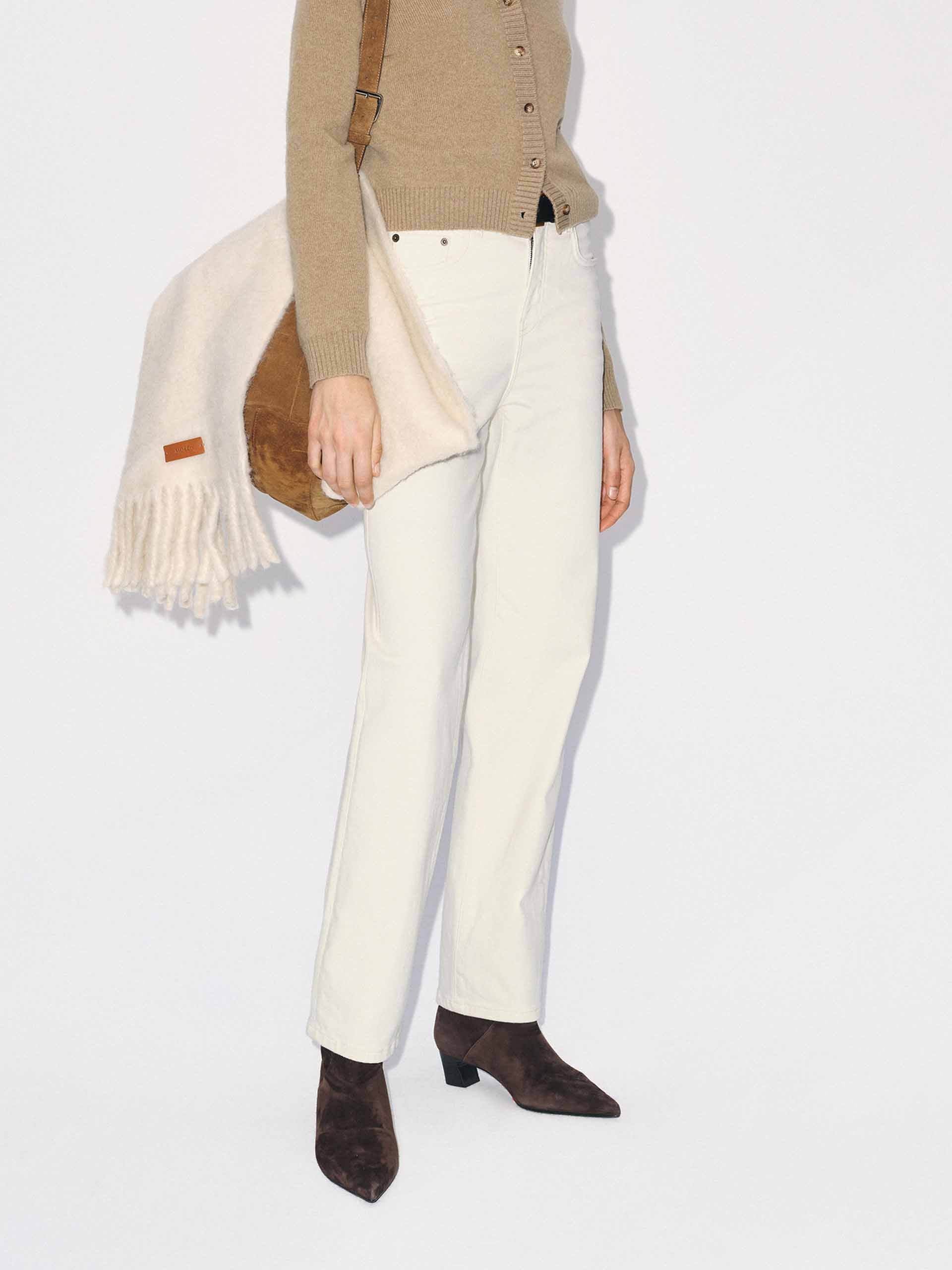 White Tapered Ankle Jeans - Image 7