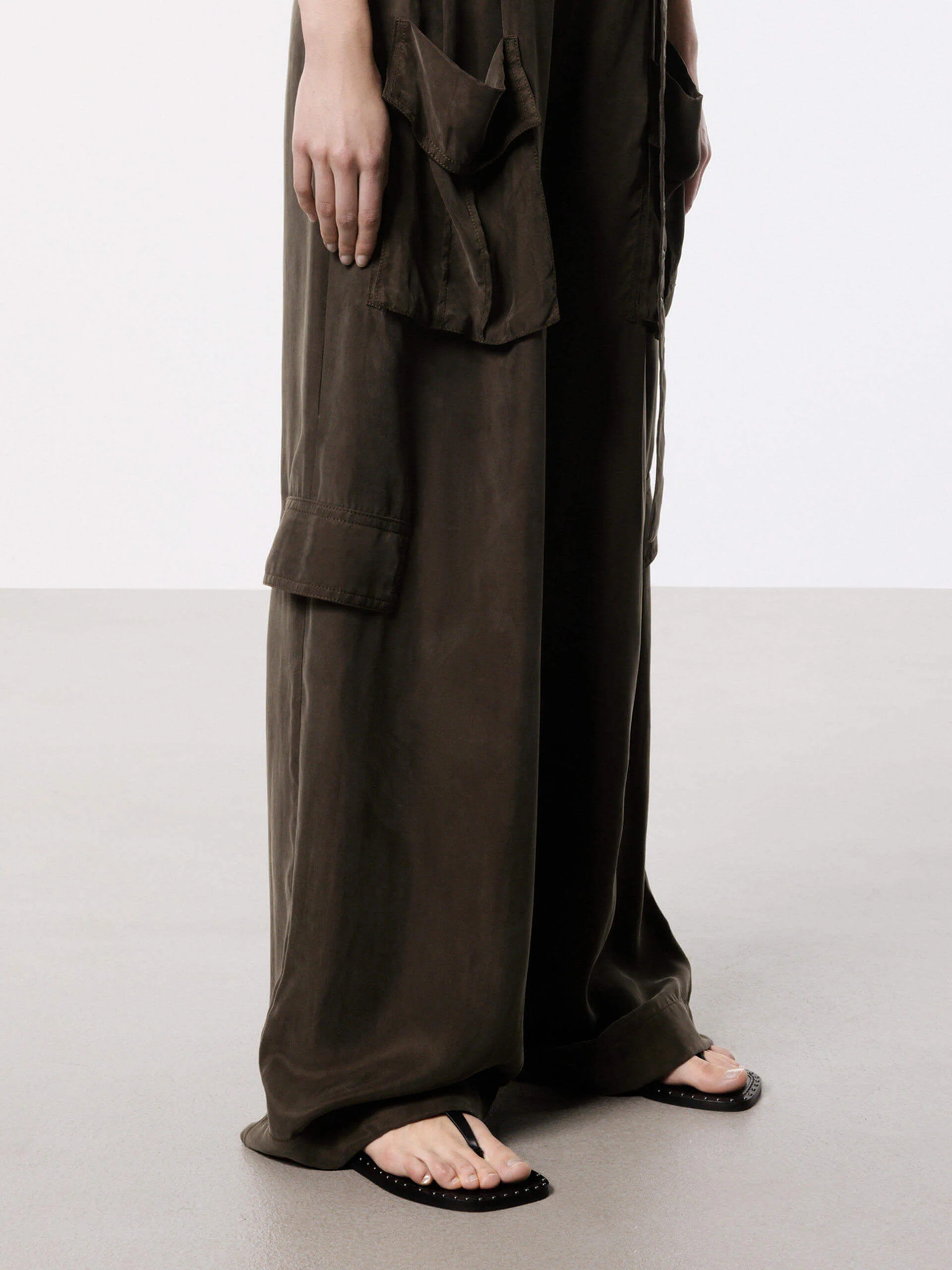 Wide Leg Cargo Pants - Image 7