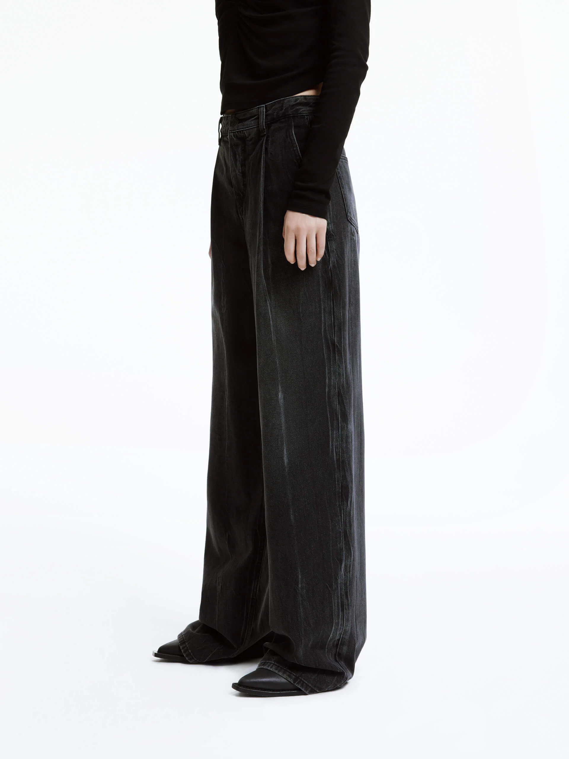 Wide Leg Pleated Jeans - Image 7