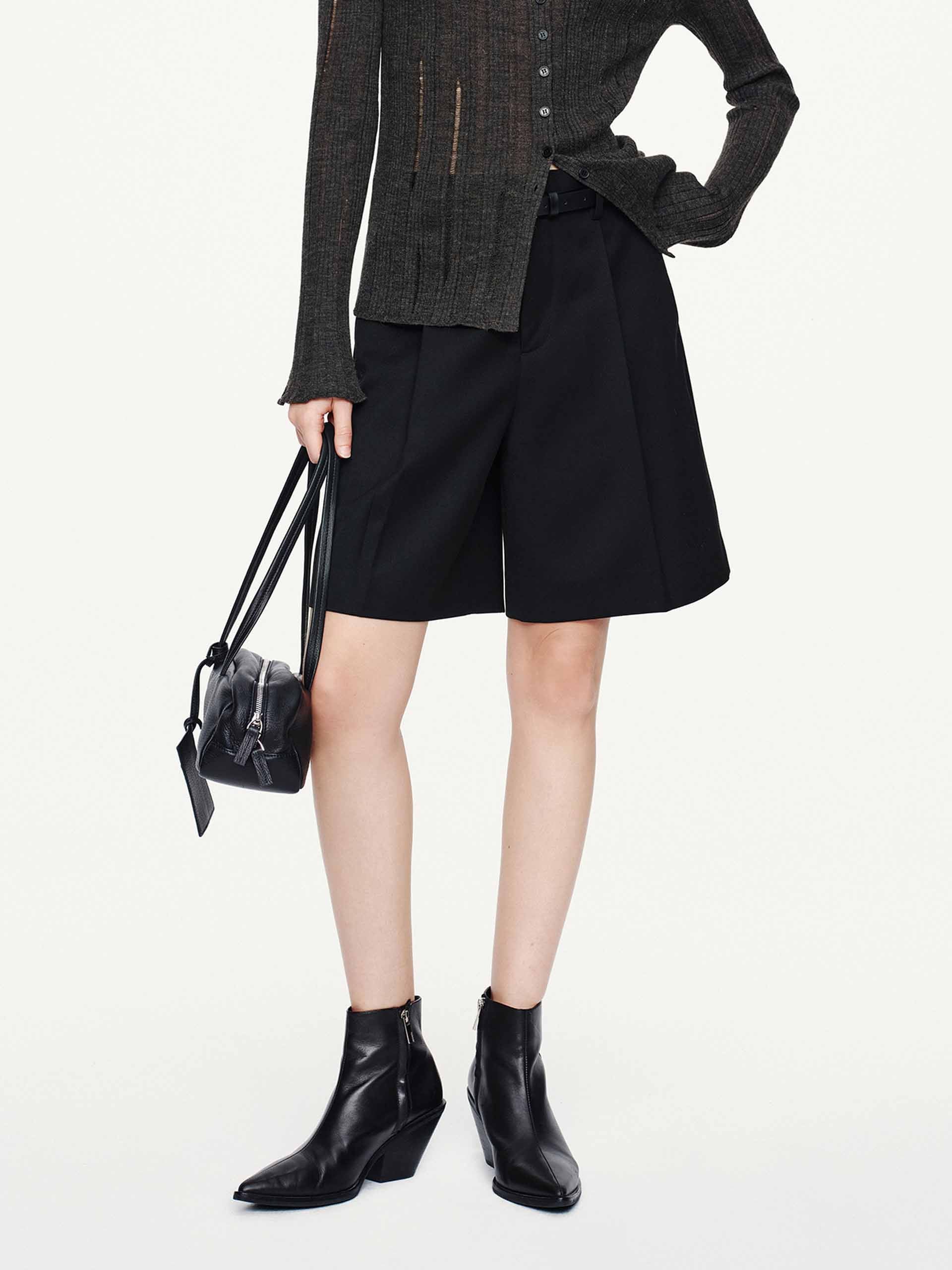 With Belt Pleated Shorts