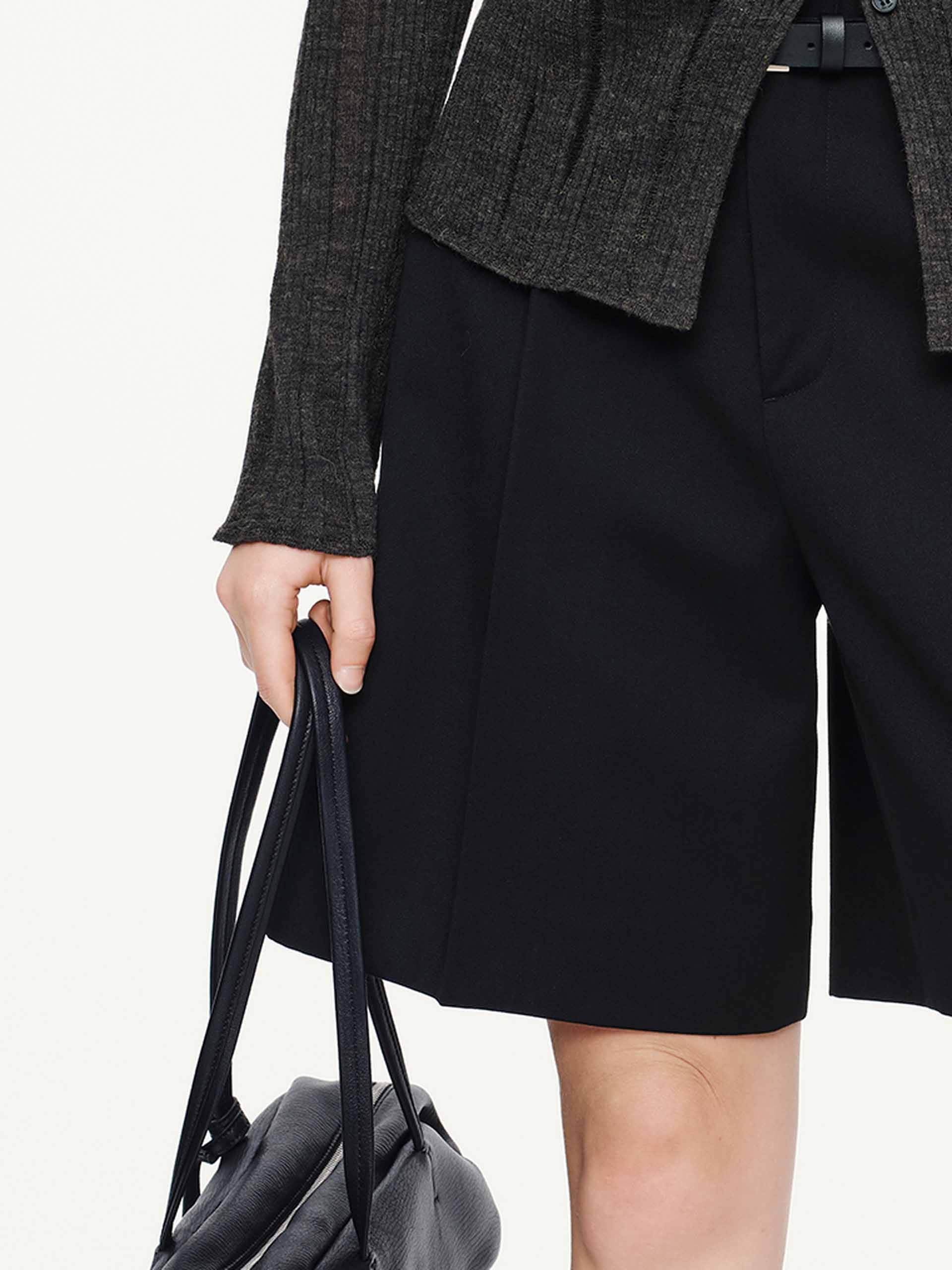 With Belt Pleated Shorts - Image 8
