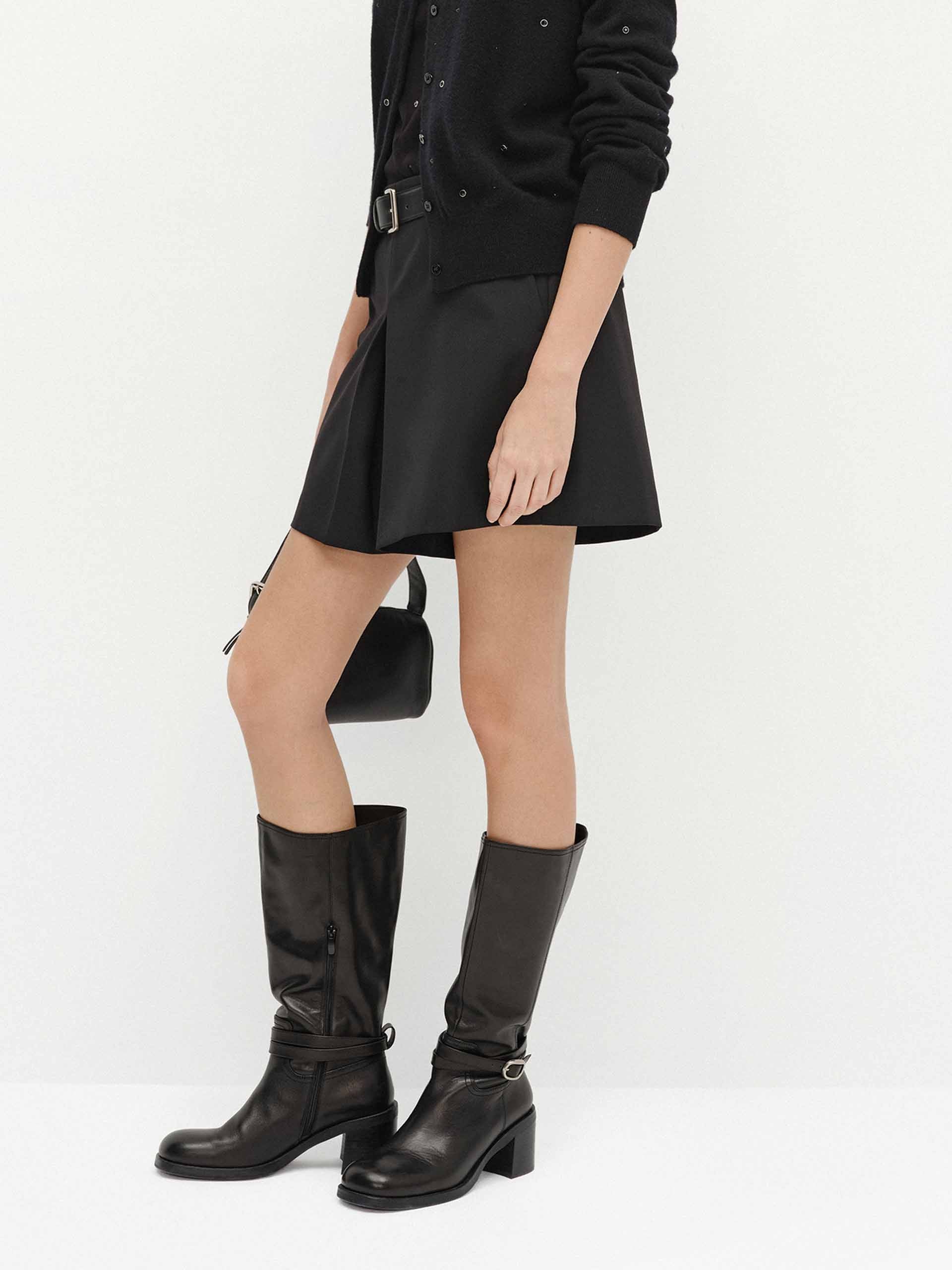 Wool Blend Belted Shorts - Image 15