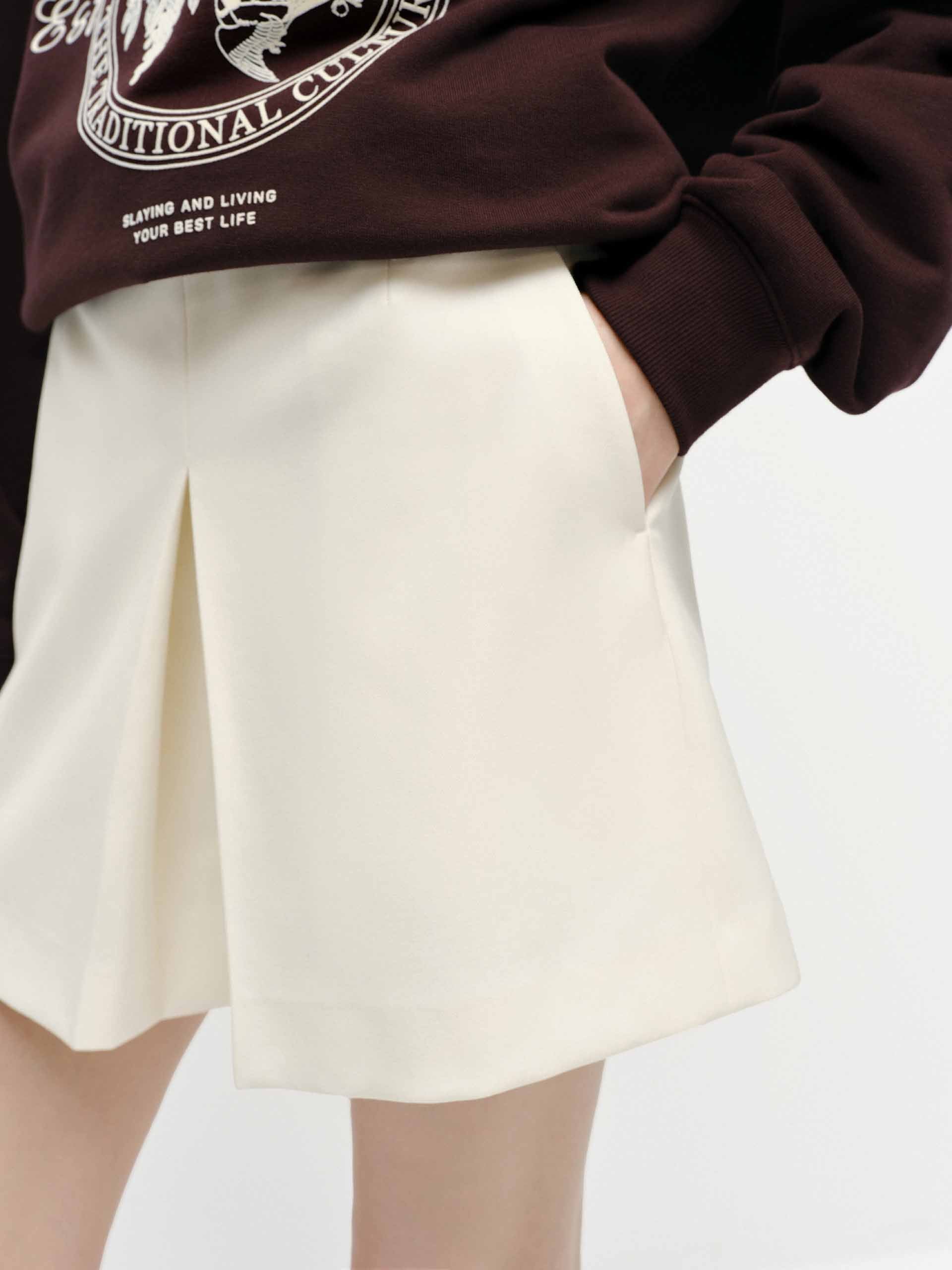 Wool Blend Belted Shorts - Image 6