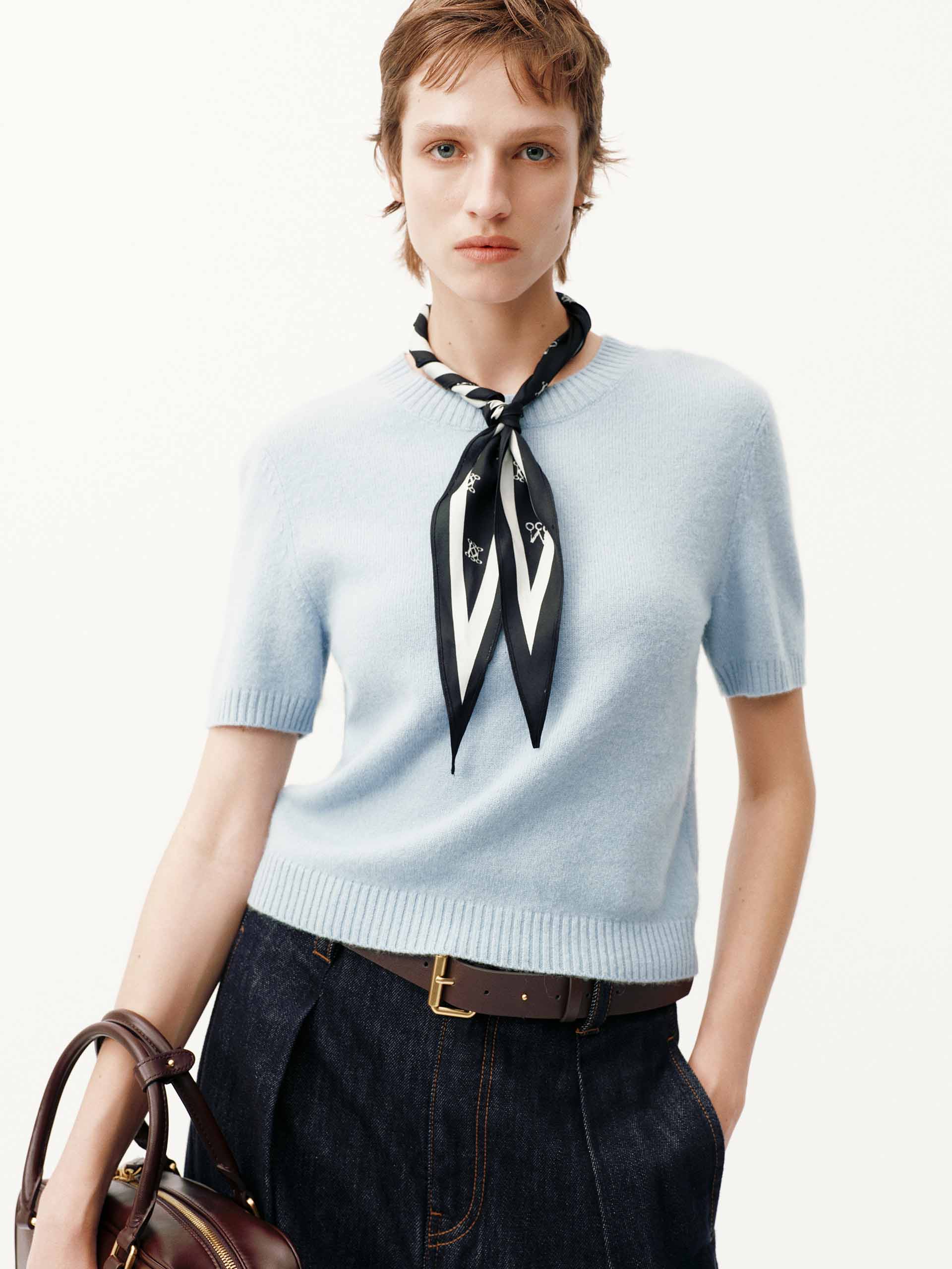 Wool Cropped Knitted Top - Image 14